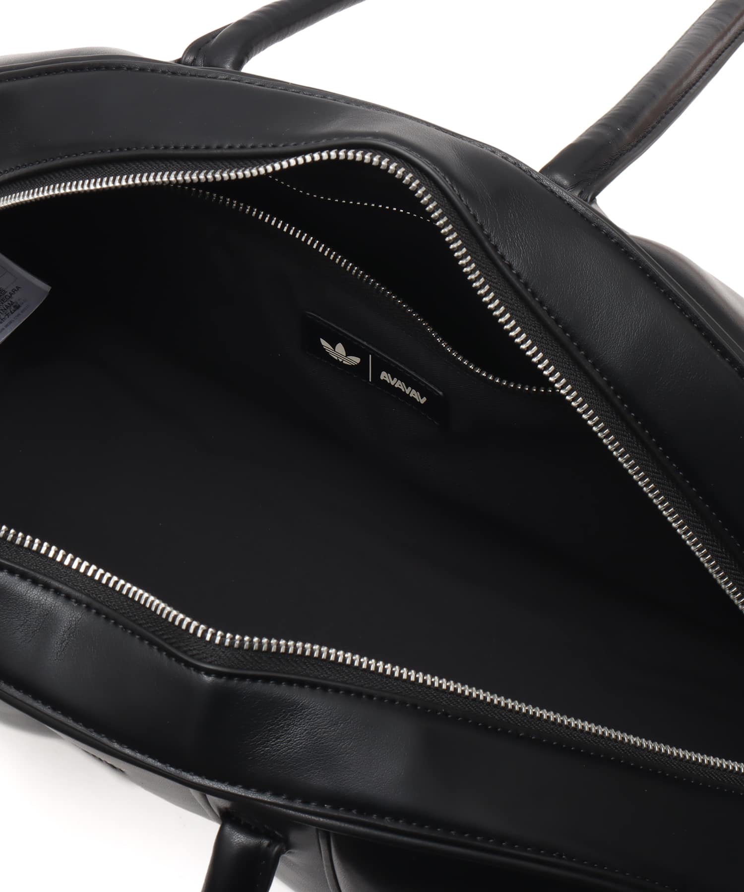 adidas BY AVAVAV SCULPTED BAG ブラックの画像