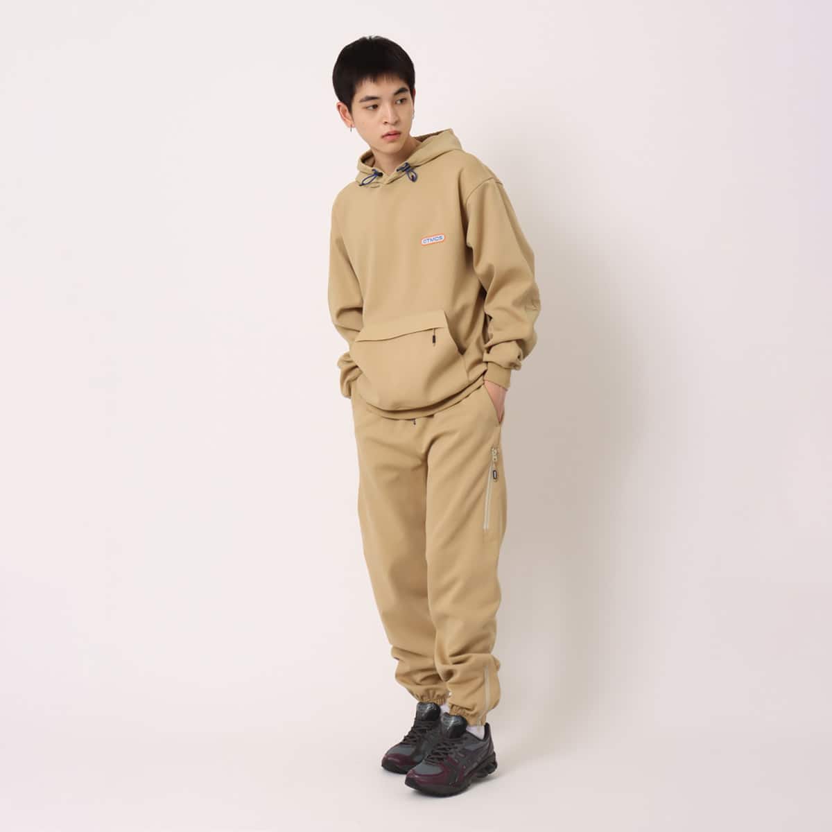 atmos Cardboard Knit Parka BEIGEの画像