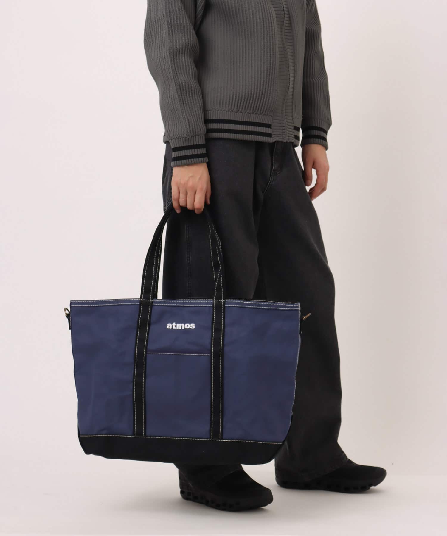 atmos Canvas Tote Bag NAVYの画像