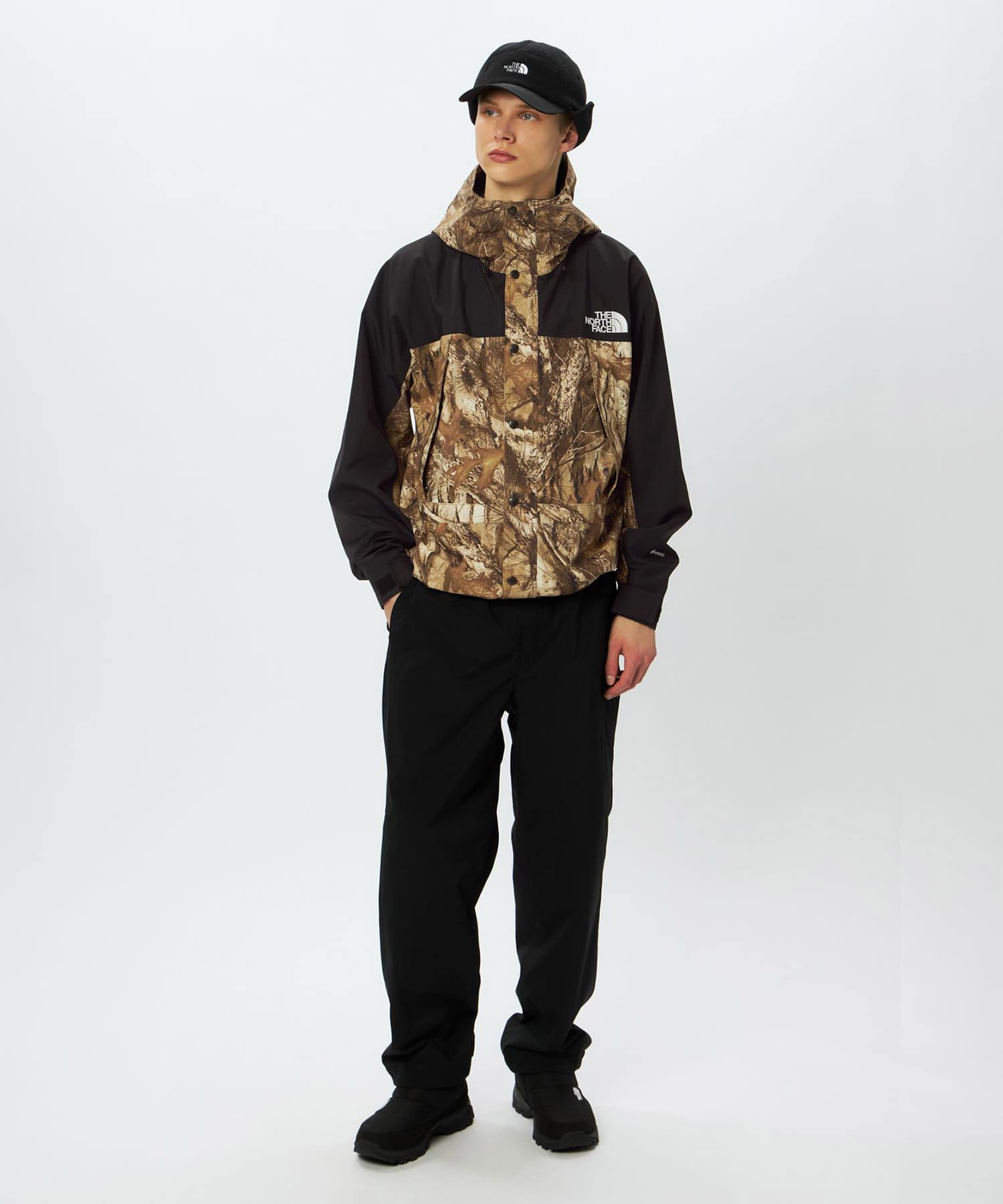 THE NORTH FACE Novelty Mountain Light Jacket フォレストフロアの画像