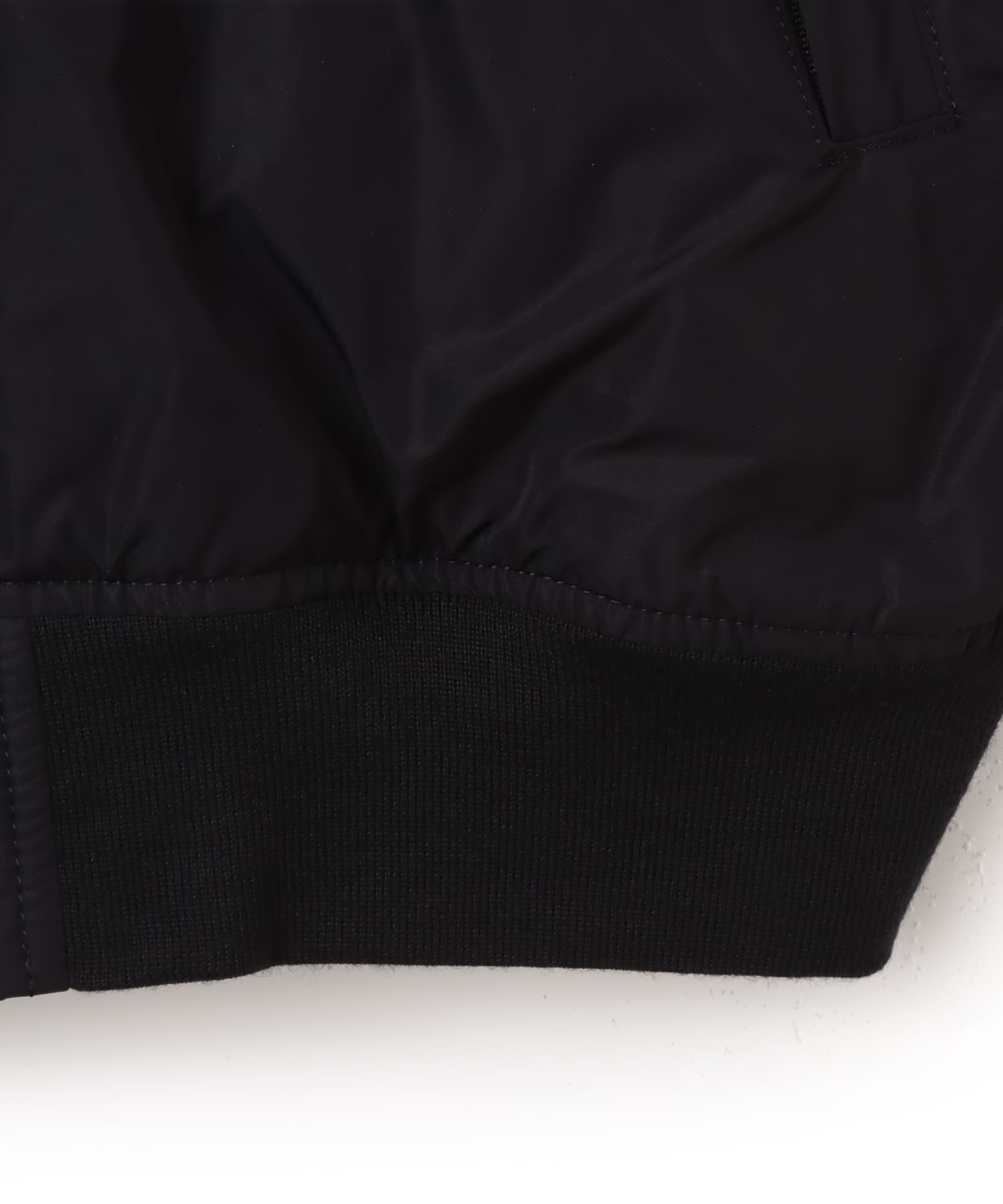 THE NORTH FACE Insulation Bomber Jacket ブラックの画像