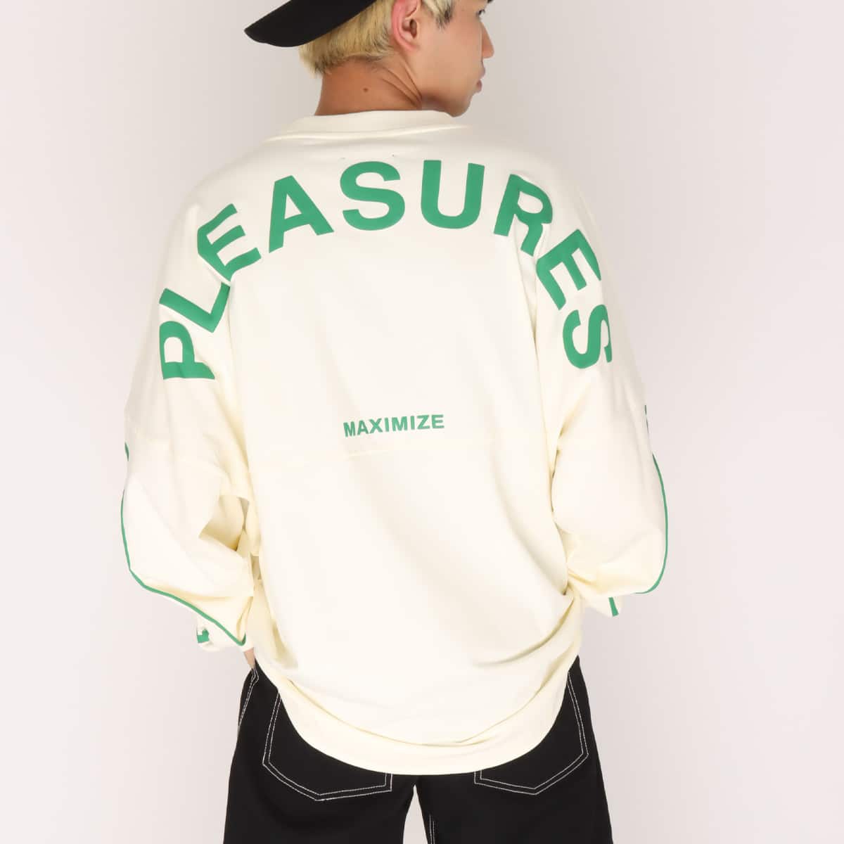 PLEASURES MAXIMIZE JERSEY OFF WHITEの画像