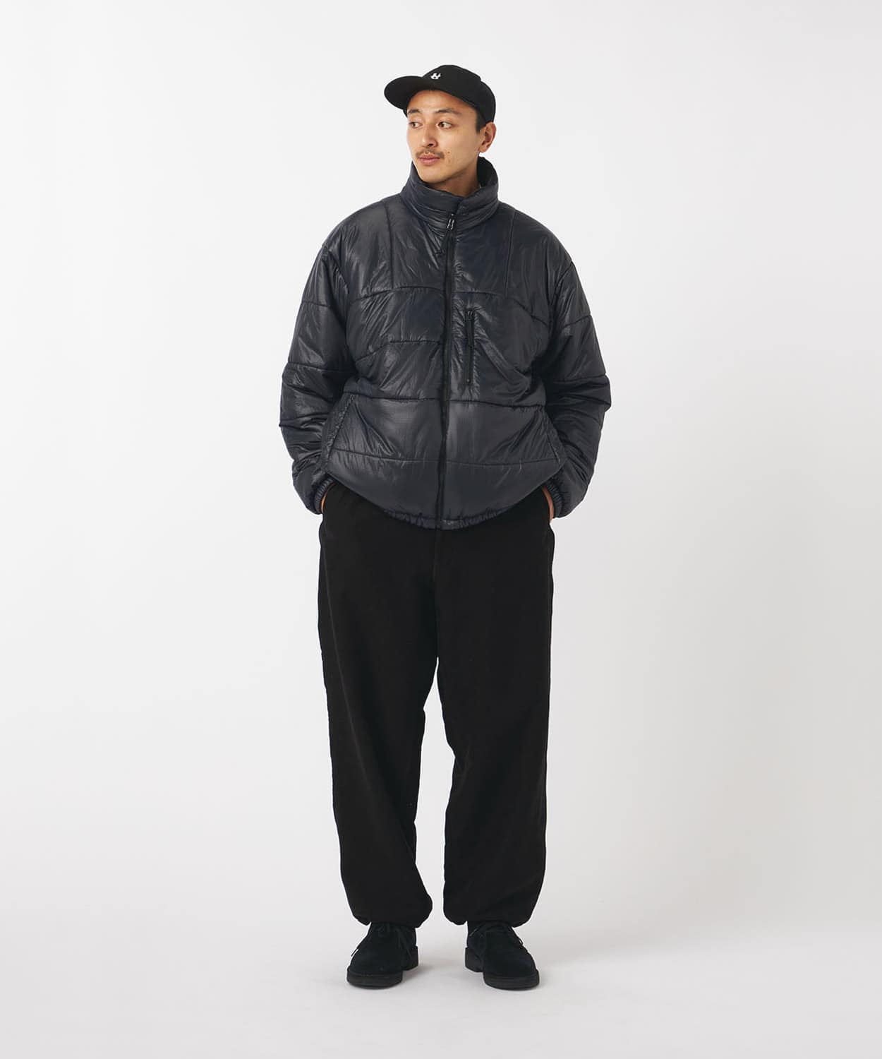 nanamica Reversible Insulation Jacket Blackの画像