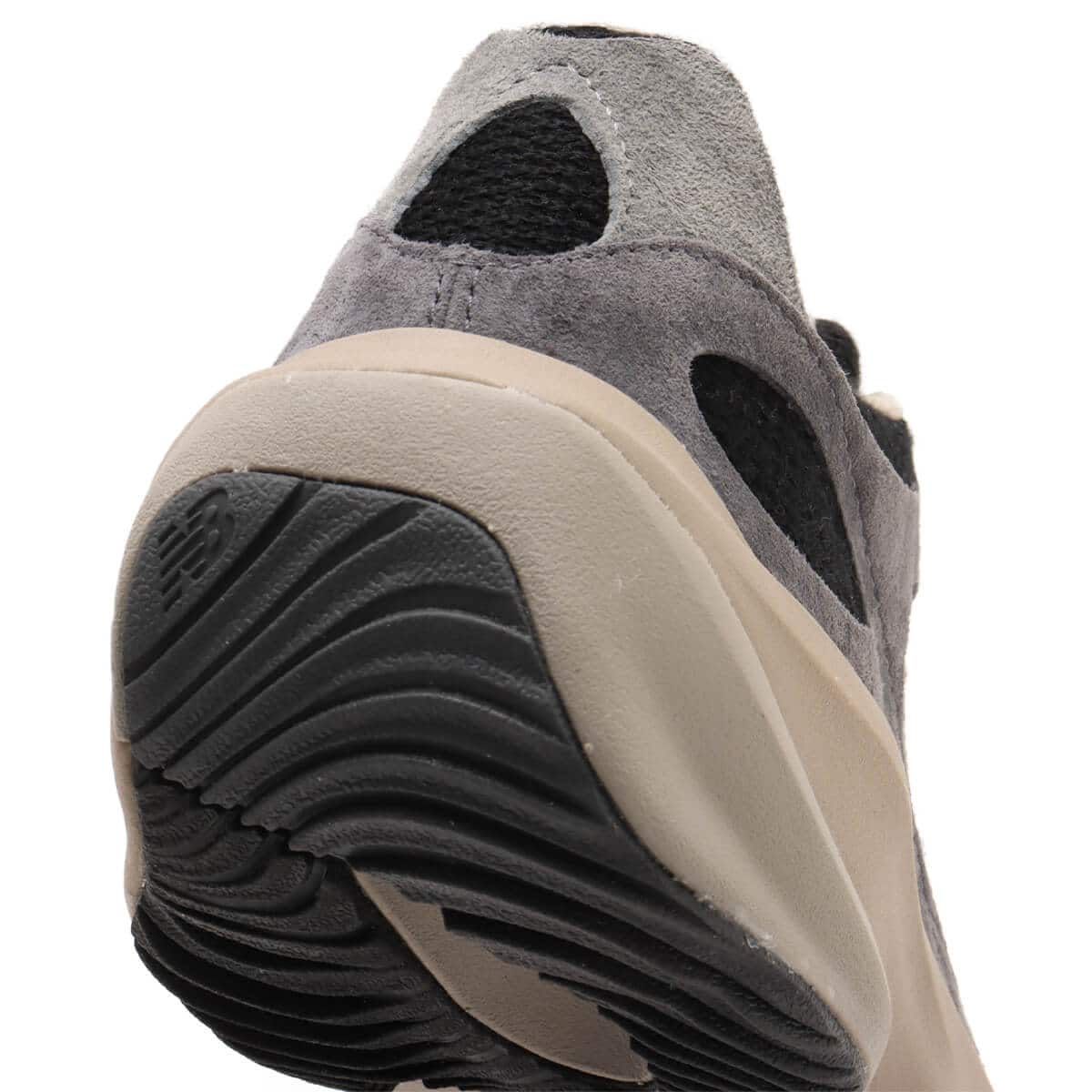 New Balance UWRPDCST DARK GRAYの画像