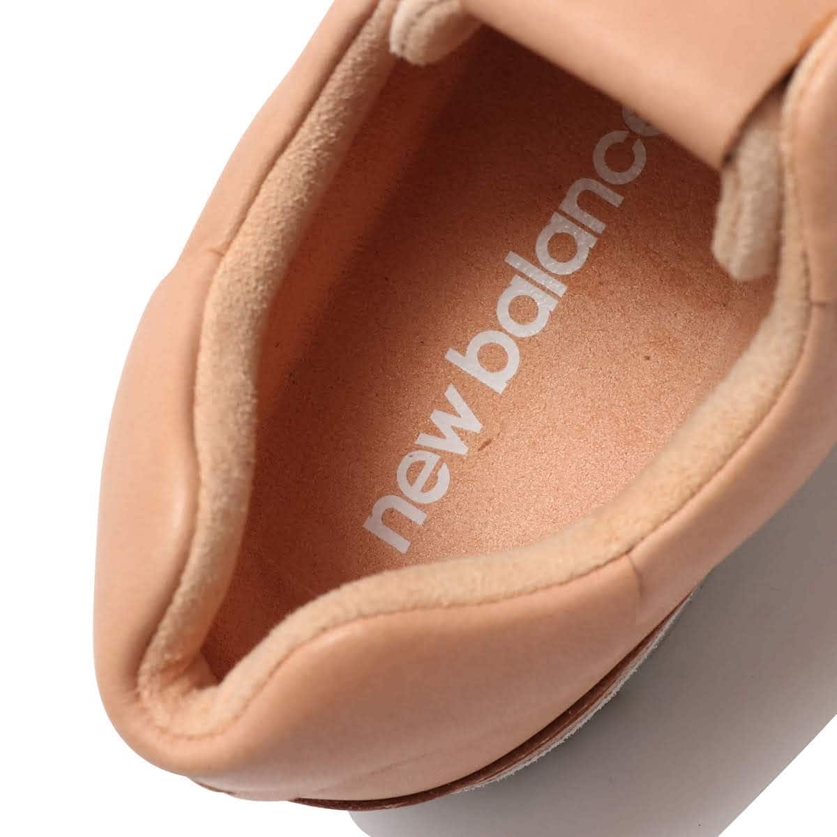 New Balance WL745STA  TAN 18FA-Iの画像