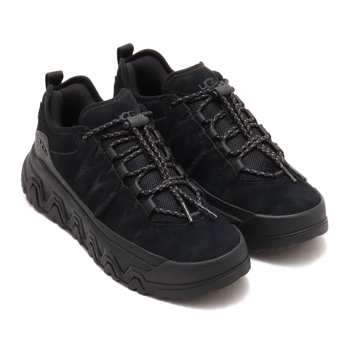 UGG W CAPTRAIL LOW BLACK