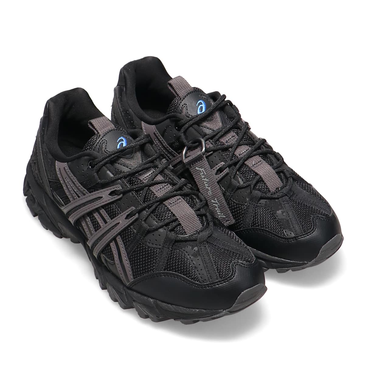 Solid best sale black asics