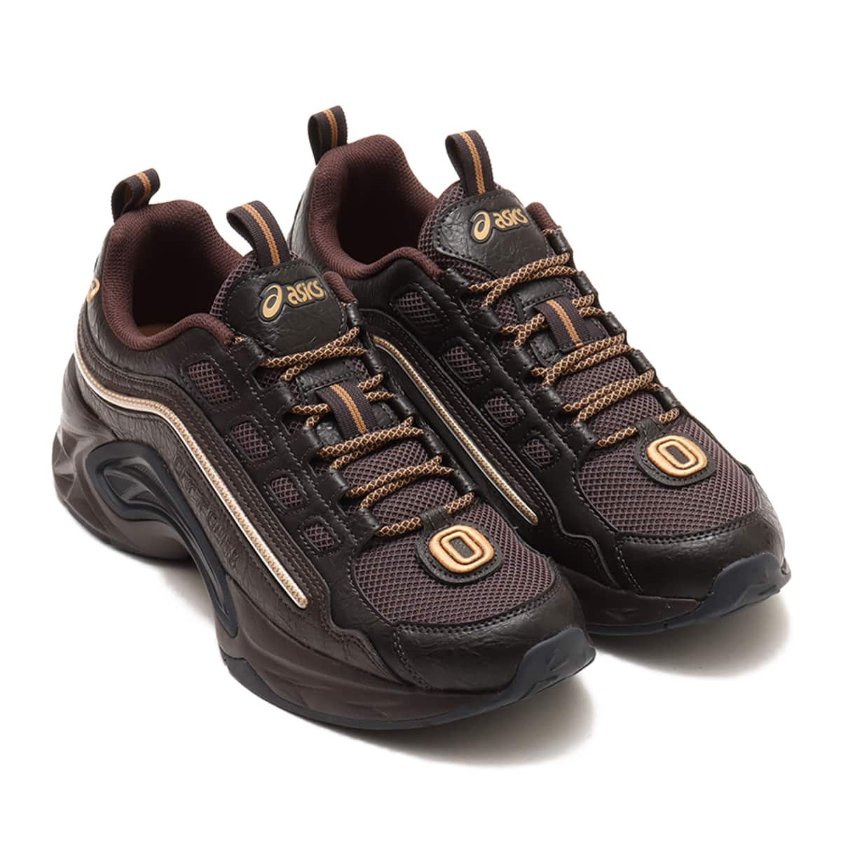 asics PROTOBLAST-CMLVIII DARK BROWN/PURE GOLDのメイン画像