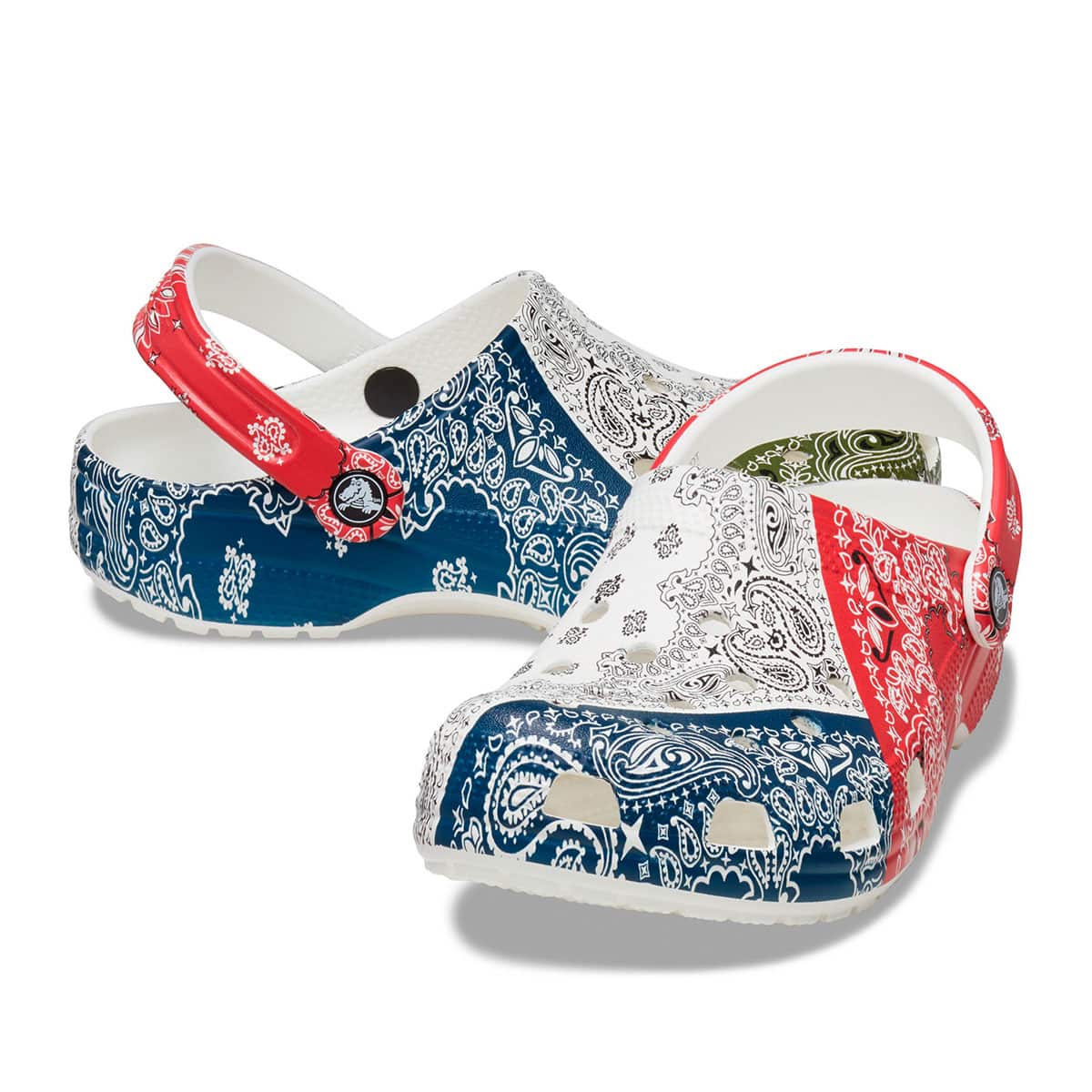 crocs 	Classic Bandana Clog Multi 22FW-Iのメイン画像