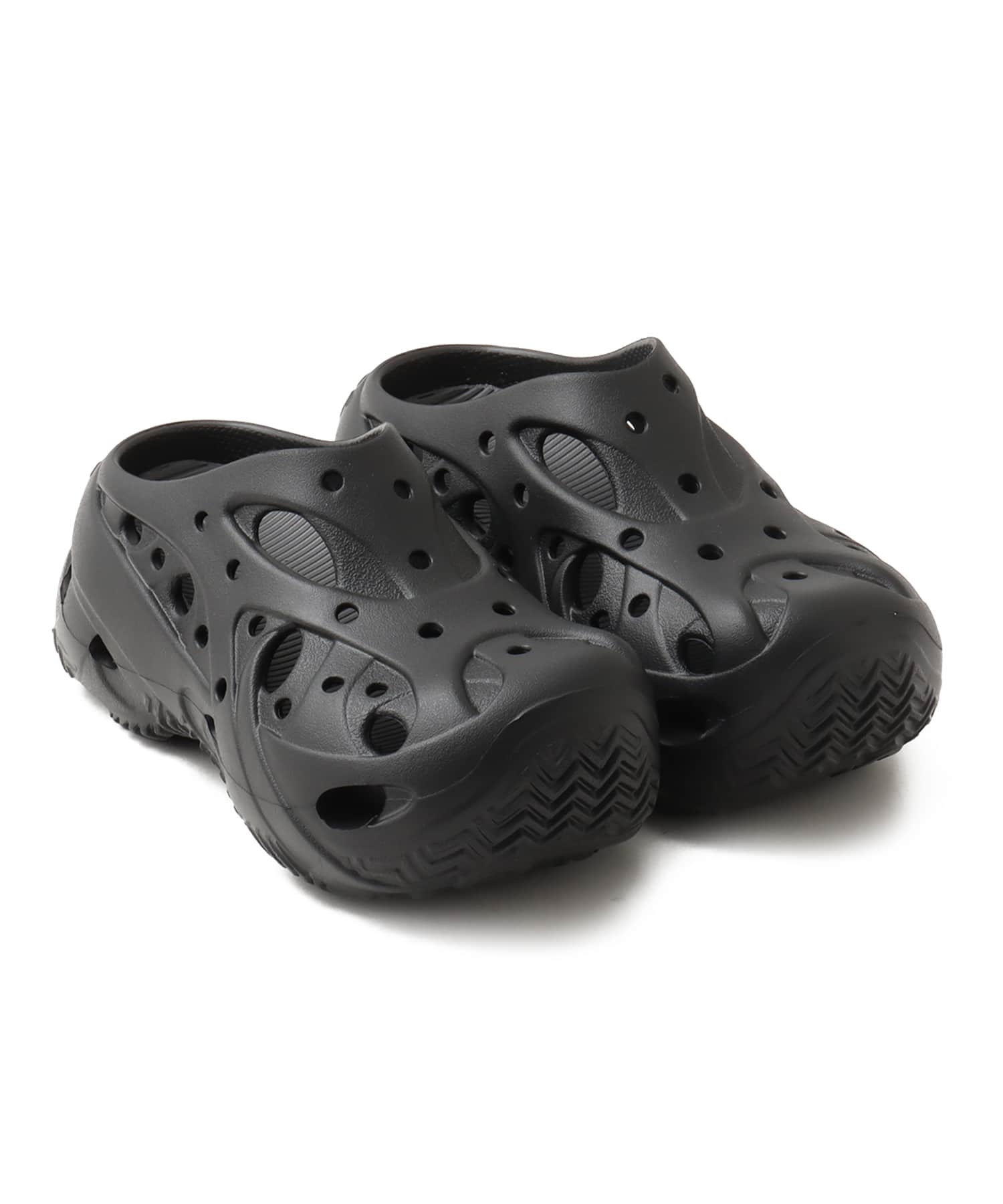 crocs Caged Clog Blackのメイン画像