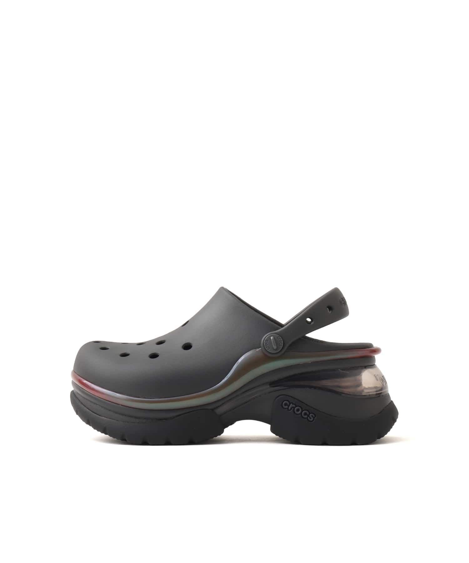 crocs Super Bae Clog Black Sandのメイン画像
