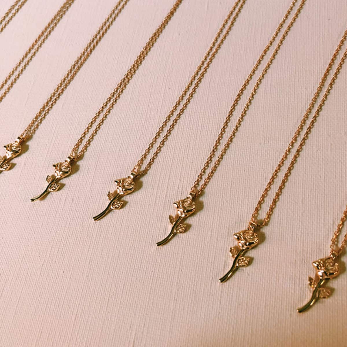 89xiiitokyo ローズネックレス＠18kgp GOLD 21SU-Iのメイン画像