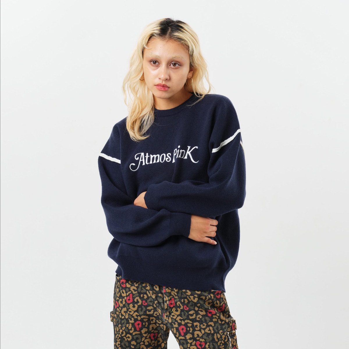 atmos pink Logo Knit Top NAVY のメイン画像