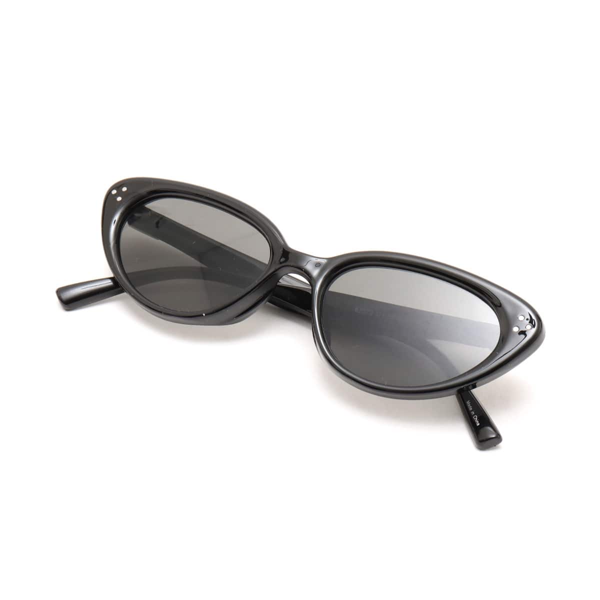 atmos pink Fox Sunglasses BLACKのメイン画像