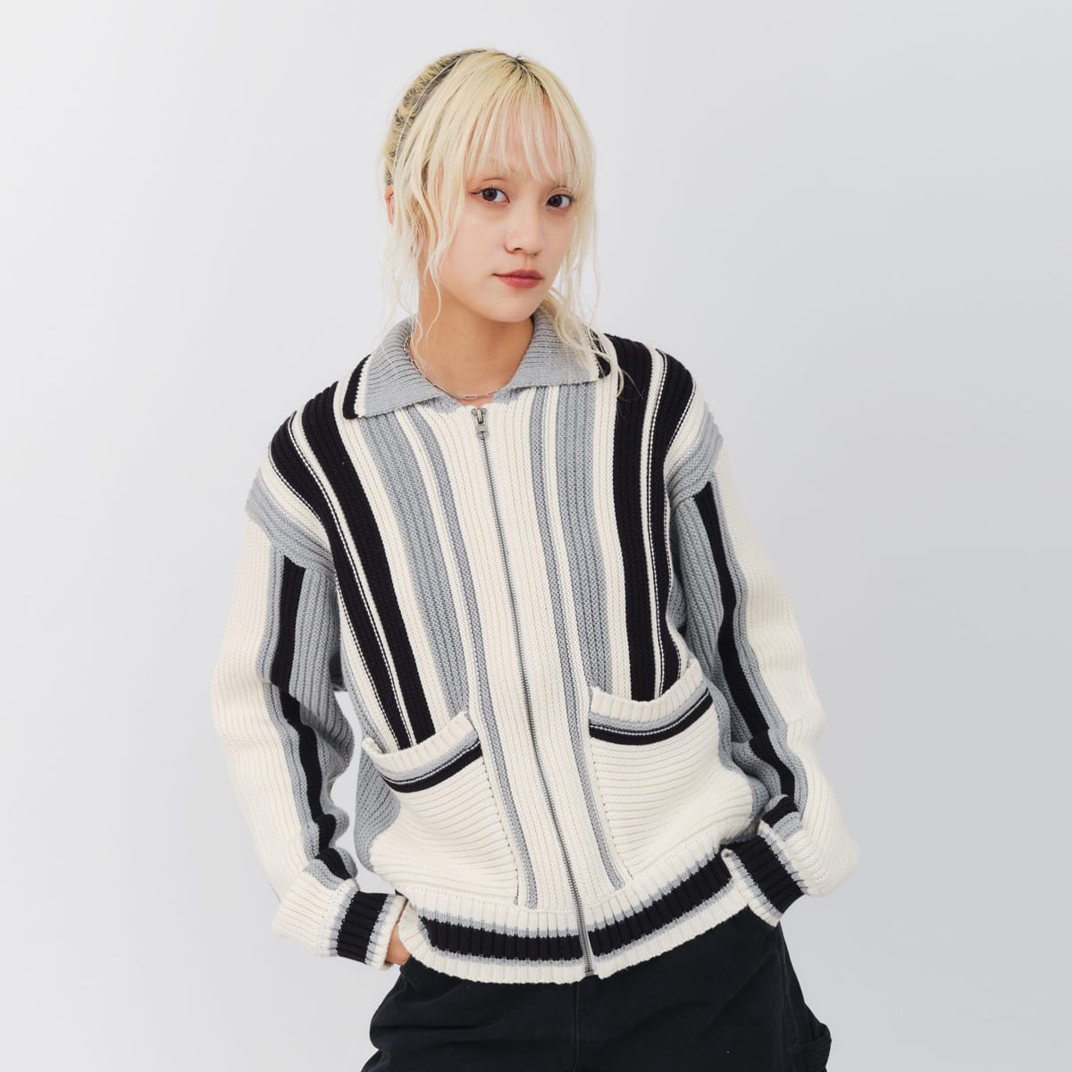 atmos pink Stripe Knit Cardigan GRAYのメイン画像