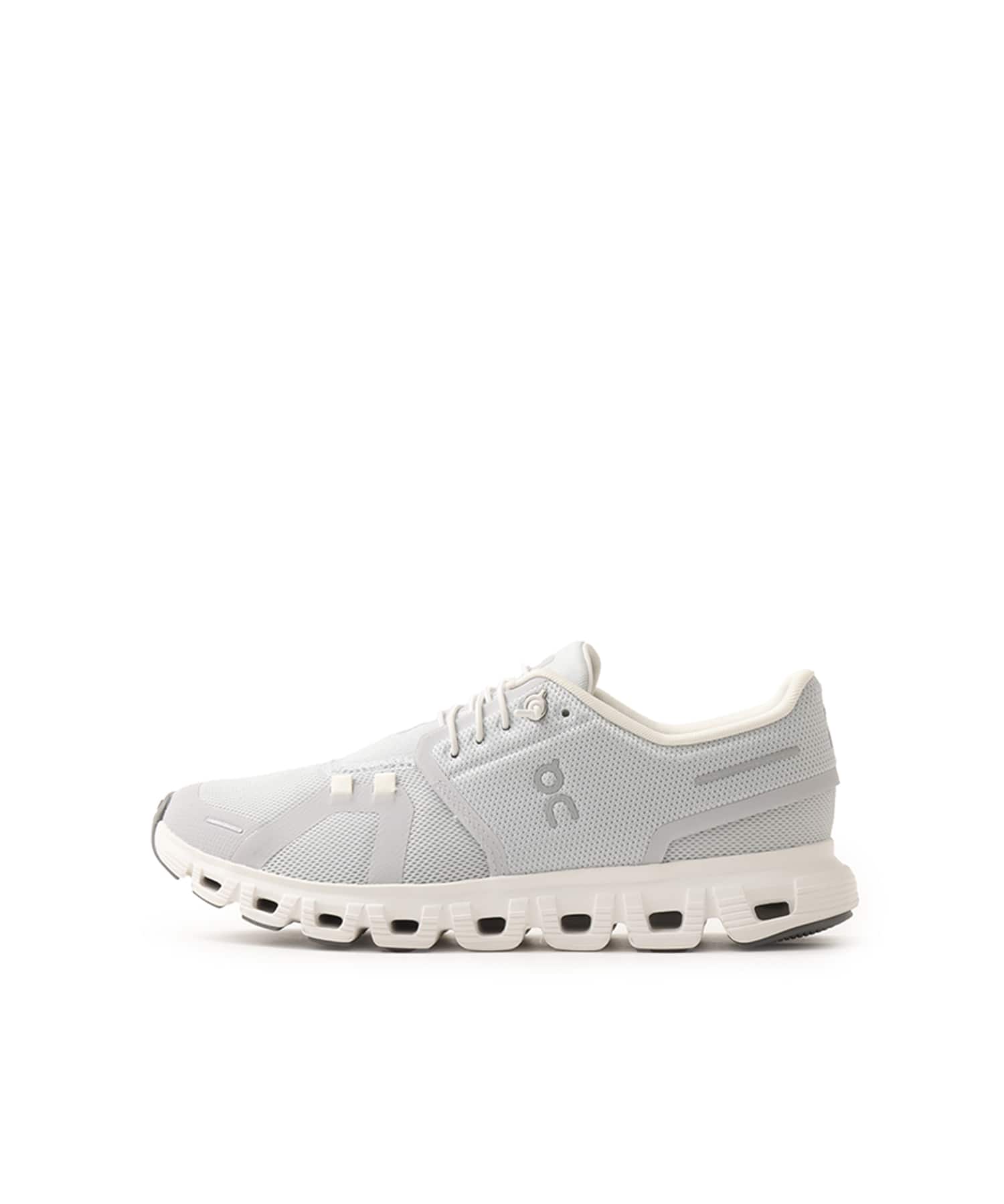 On Cloud 6 W Glacier | Whiteのメイン画像