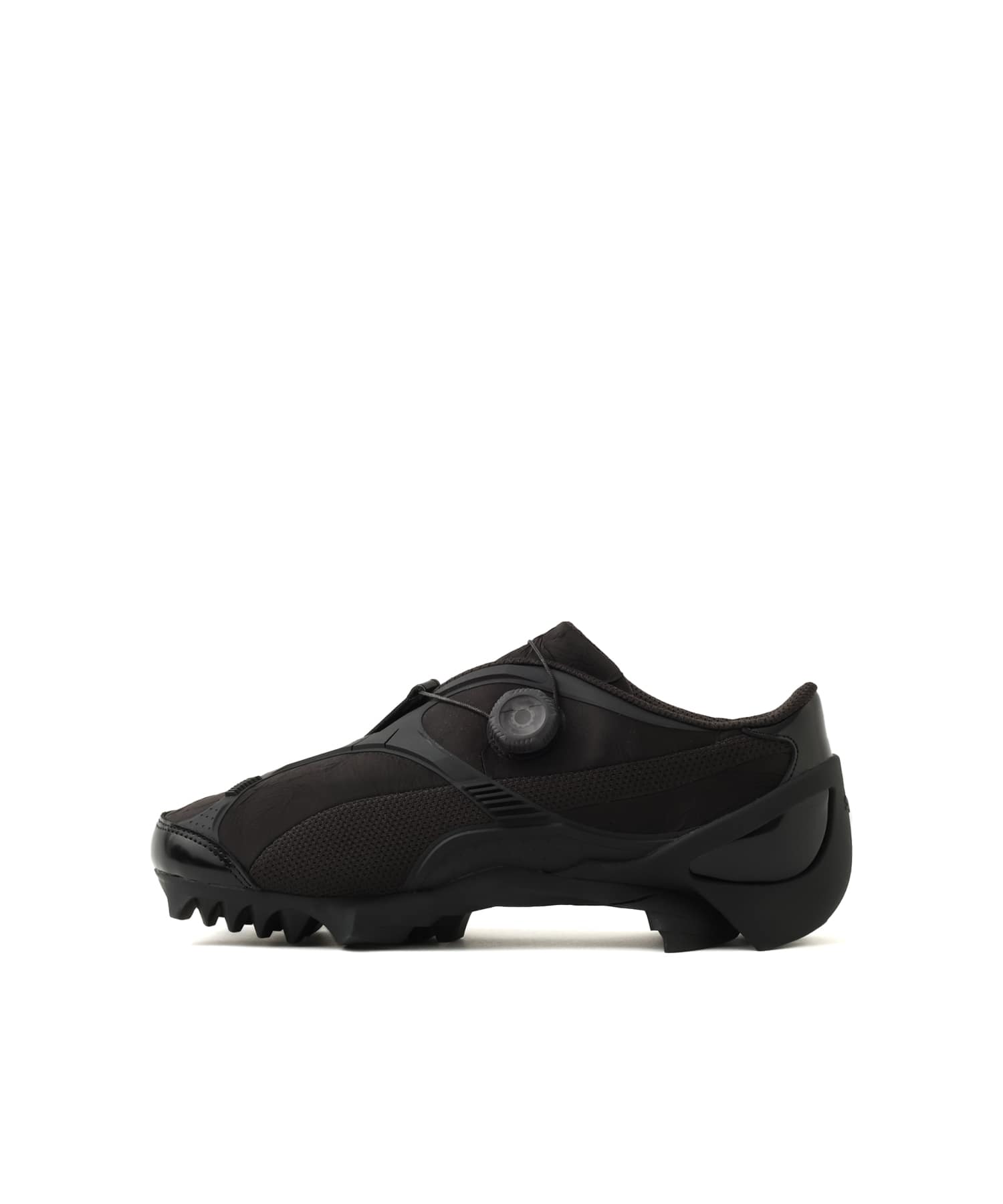 PUMA BEISSER DISC OFFICETERRAIN PUMA BLACKのメイン画像