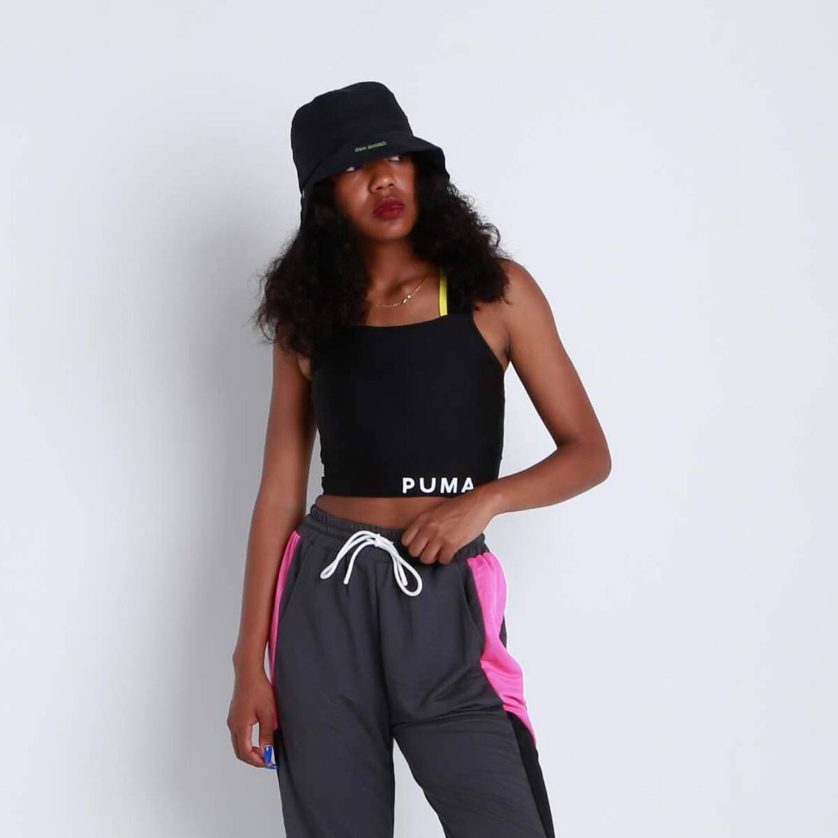 PUMA CHASE CROP TOP PUMA BLACK 19SP-I_photo_large
