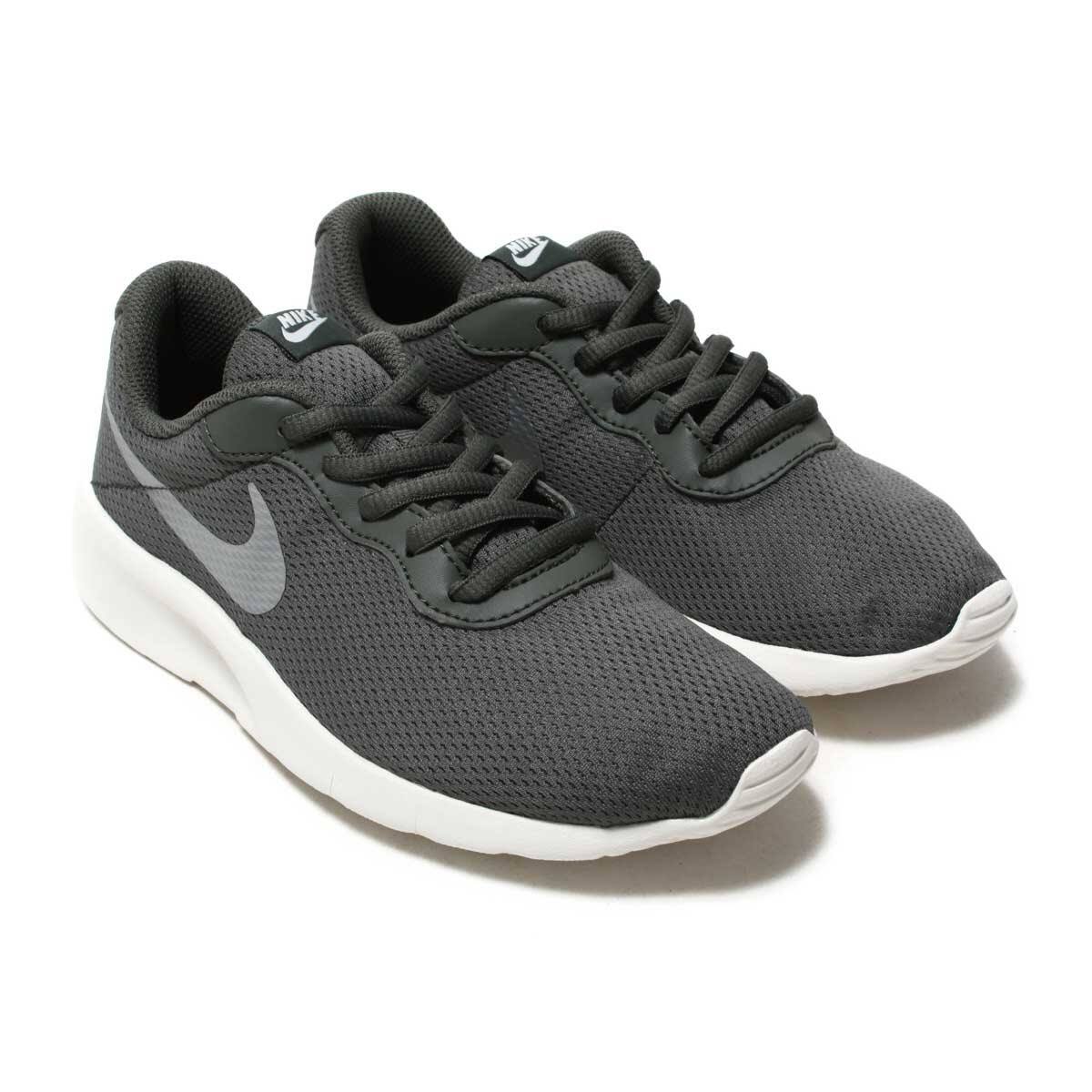 nike md runner 2 42.5