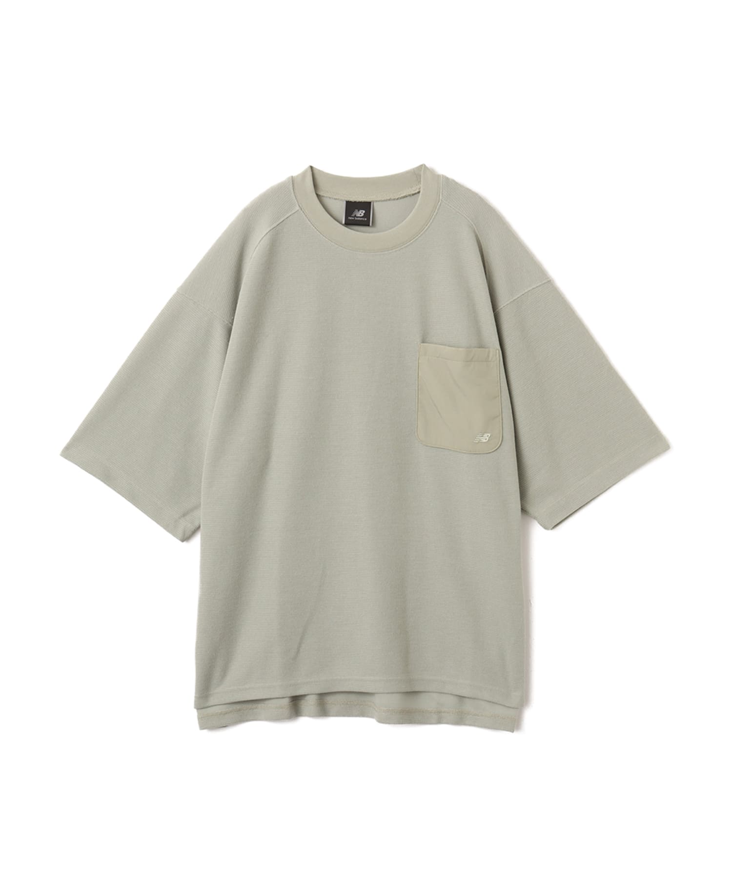 New Balance MET24 Oversized Pocket Tee オリビンのメイン画像