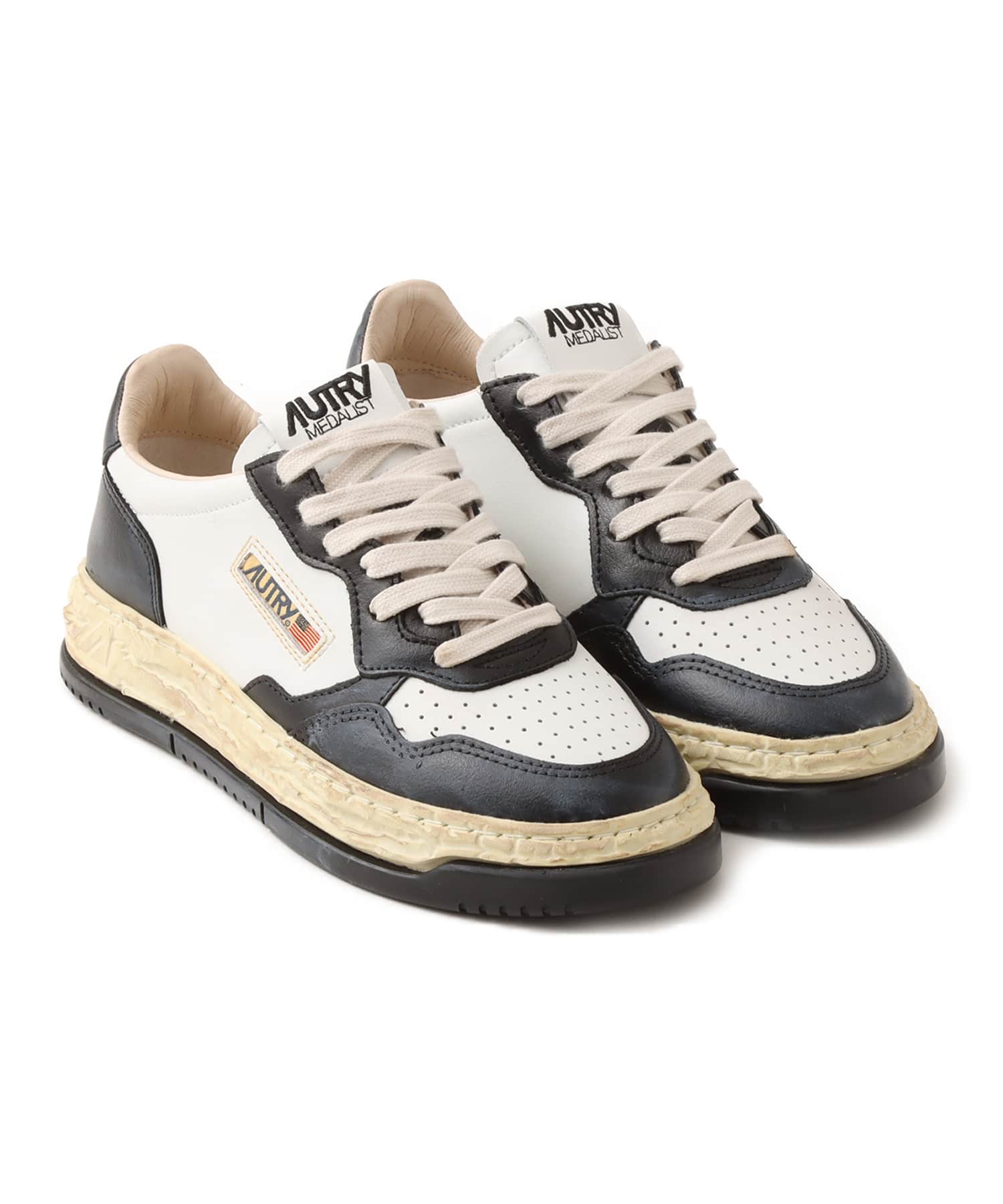 AUTRY SUPVINT LOW WOM MIHARA YASUHIRO WHT/BKのメイン画像