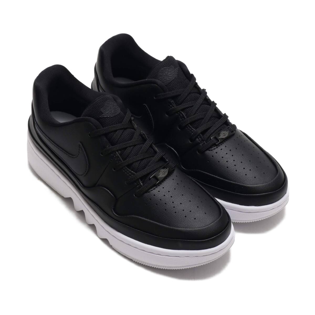 NIKE WMNS AJ 1 JESTER XX LOW LACED BLACK/WHITE-WHITE 19FA-S_photo_large