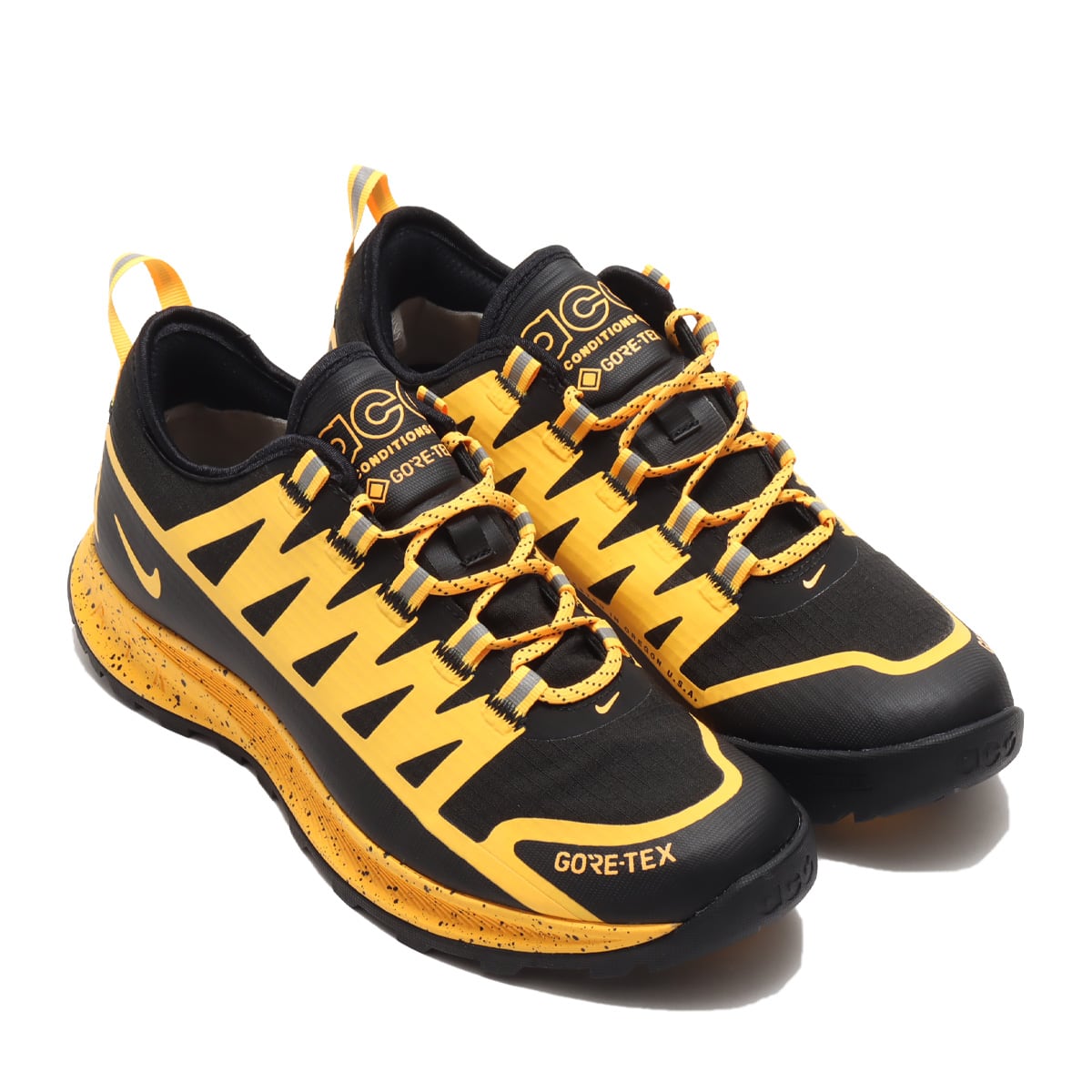 美品 NIKE ACG AIR NASU GORE-TEX スニーカー