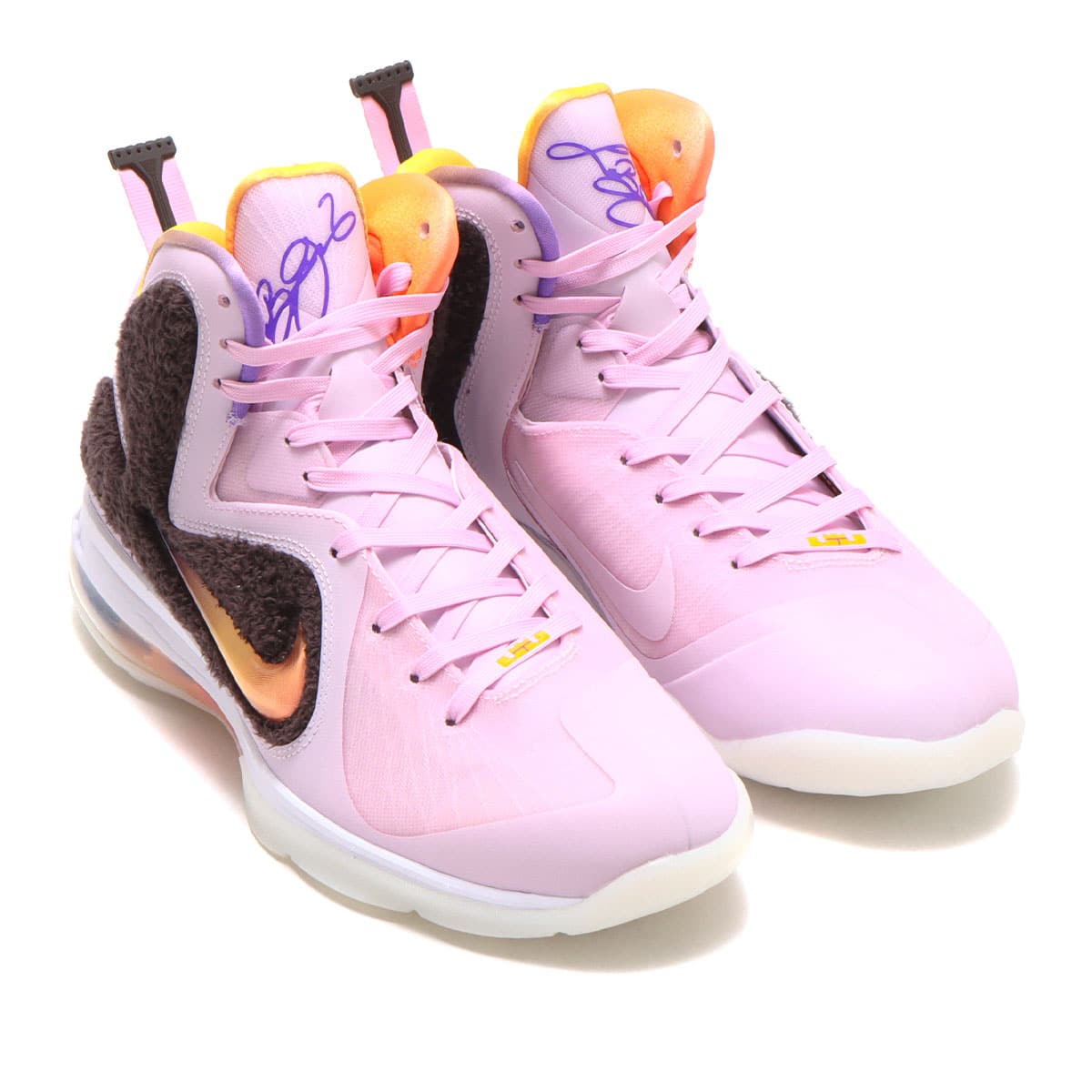 Nike LeBron 9 "Regal Pink"