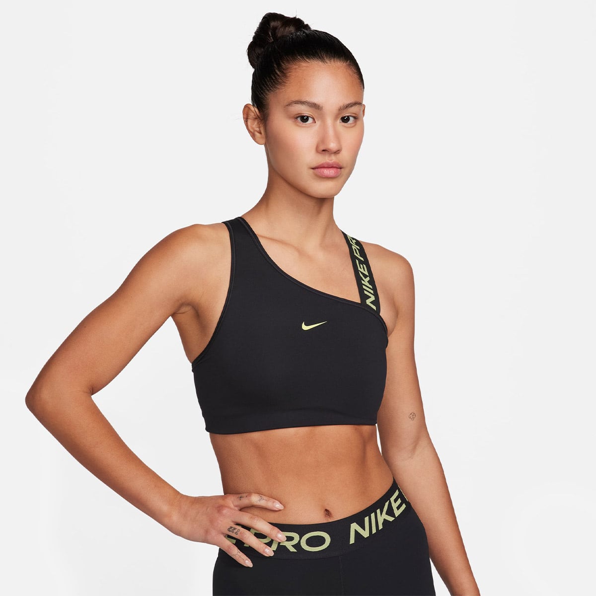 NIKE AS W NP DF SWSH ASYMMETRIC BRA BLACK/LT LEMON TWIST/LT LEMON ...