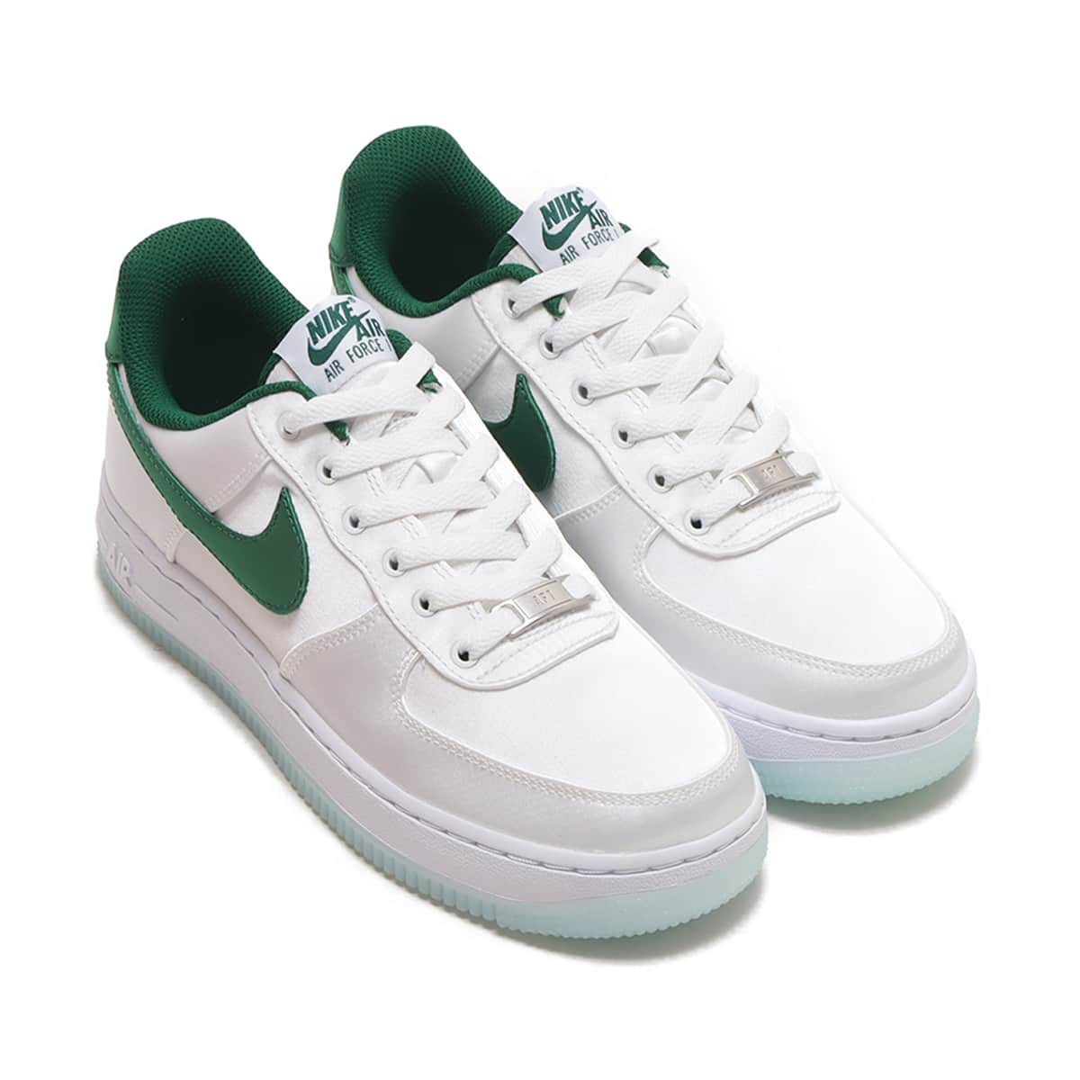 NIKE W AIR FORCE 1 '07 ESS SNKR WHITE/SPORT GREEN-SPORT GREEN-ICE