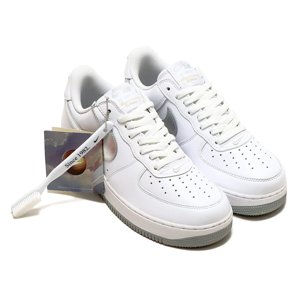 NIKE AIR FORCE 1 LOW RETRO WHITE/METALLIC SILVER-METALLIC GOLD 22FA-I