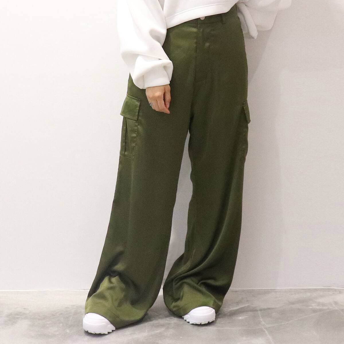 atmos pink × FILA サテン カーゴ パンツ KHAKI 19FA-S_photo_large