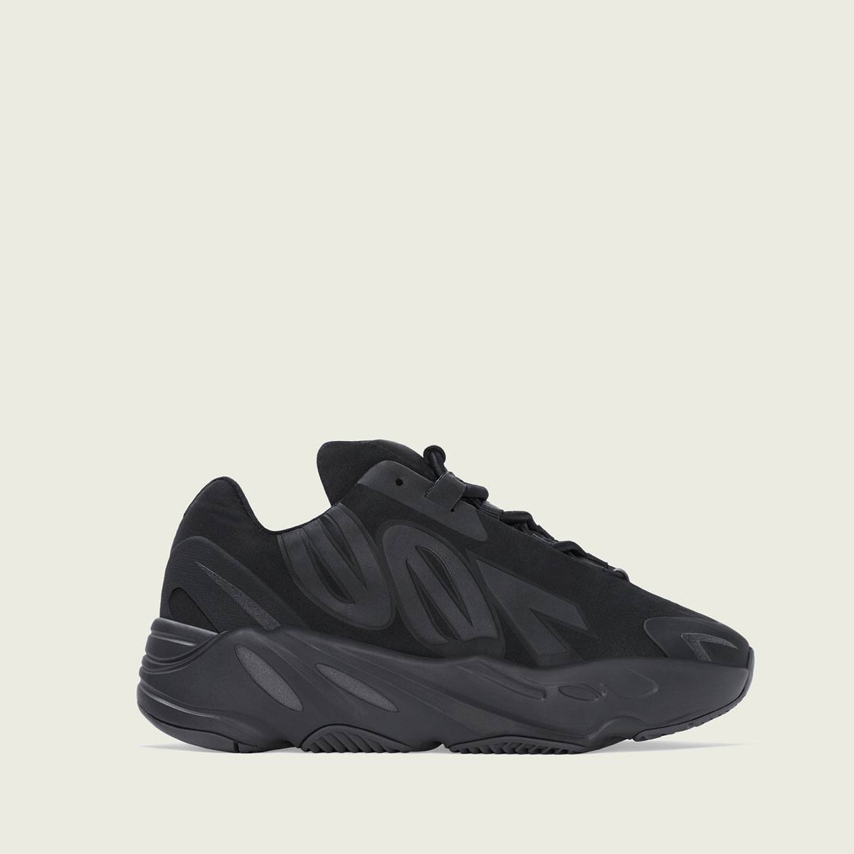 adidas YZY 700 MNVN KIDS ”TRIPLE BLACK” BLACK/BLACK/BLACK 20SS-S_photo_large