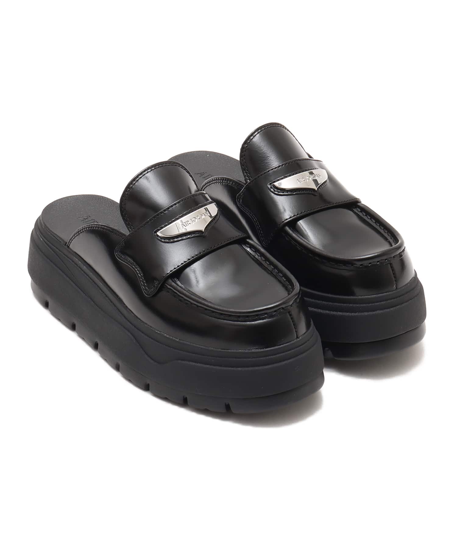 JORDAN BRAND WMNS AIR JORDAN MULE BLACK/METALLIC SILVERのメイン画像