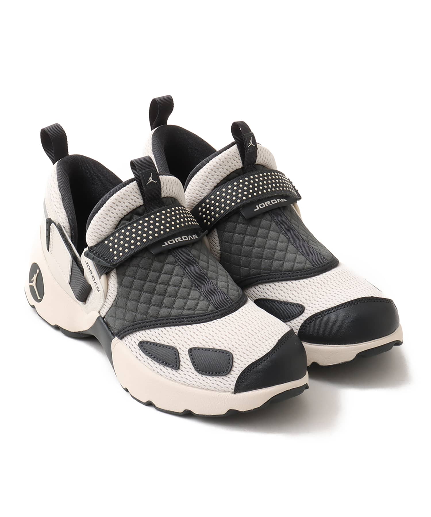 JORDAN BRAND WMNS JORDAN TRUNNER LX LT OREWOOD BRN/ANTHRACITEのメイン画像