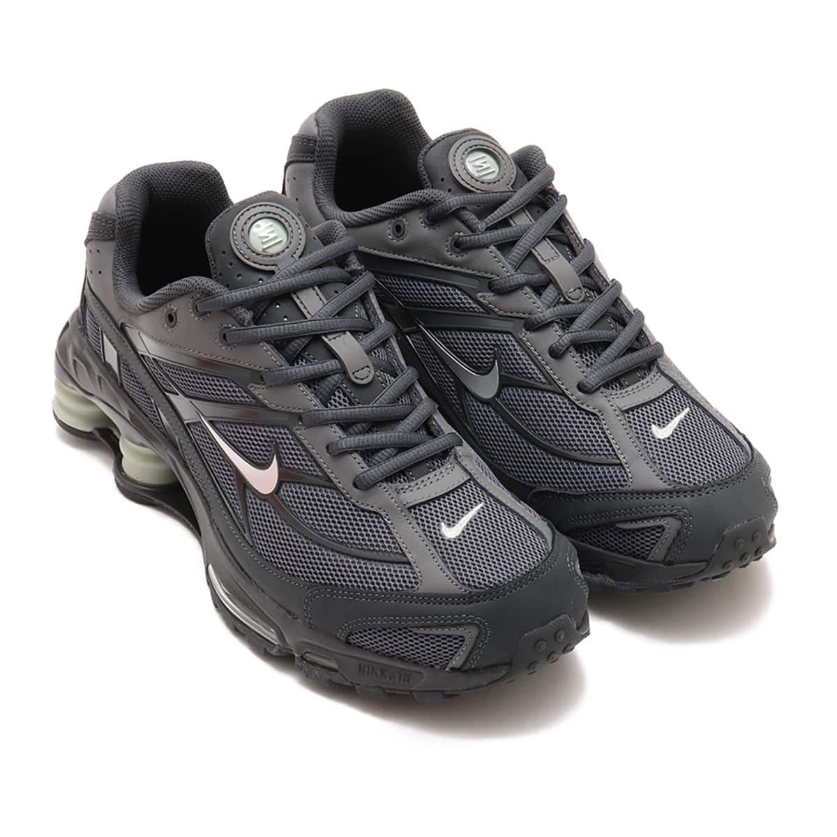 Nike air shox black online