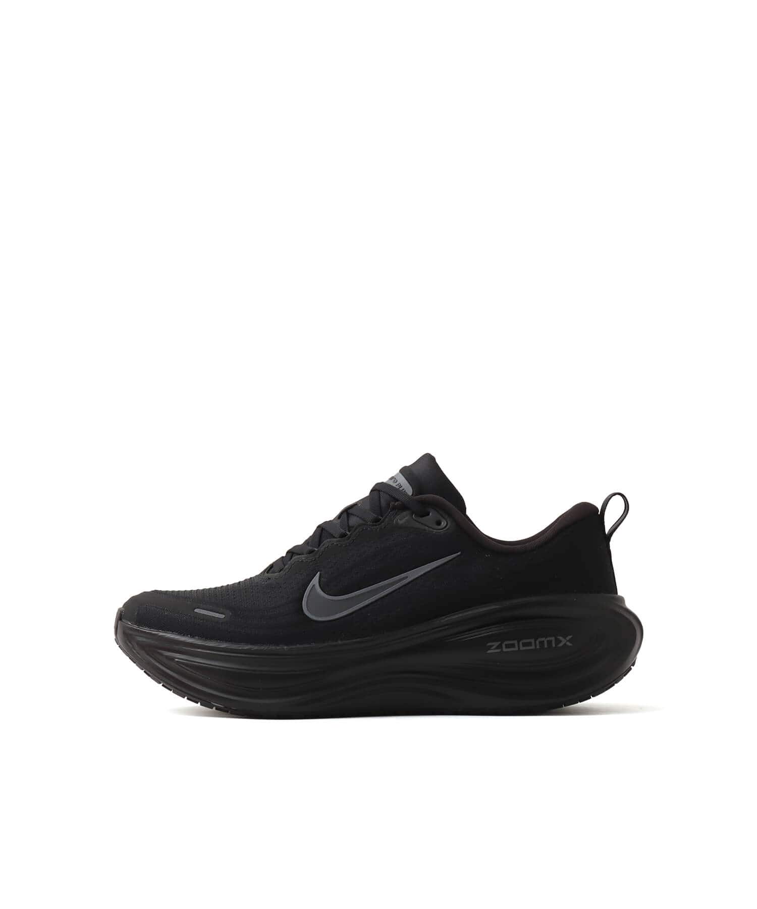 NIKE VOMERO PLUS BLACK/DK SMOKE GREY-MTLC DARK GREYのメイン画像