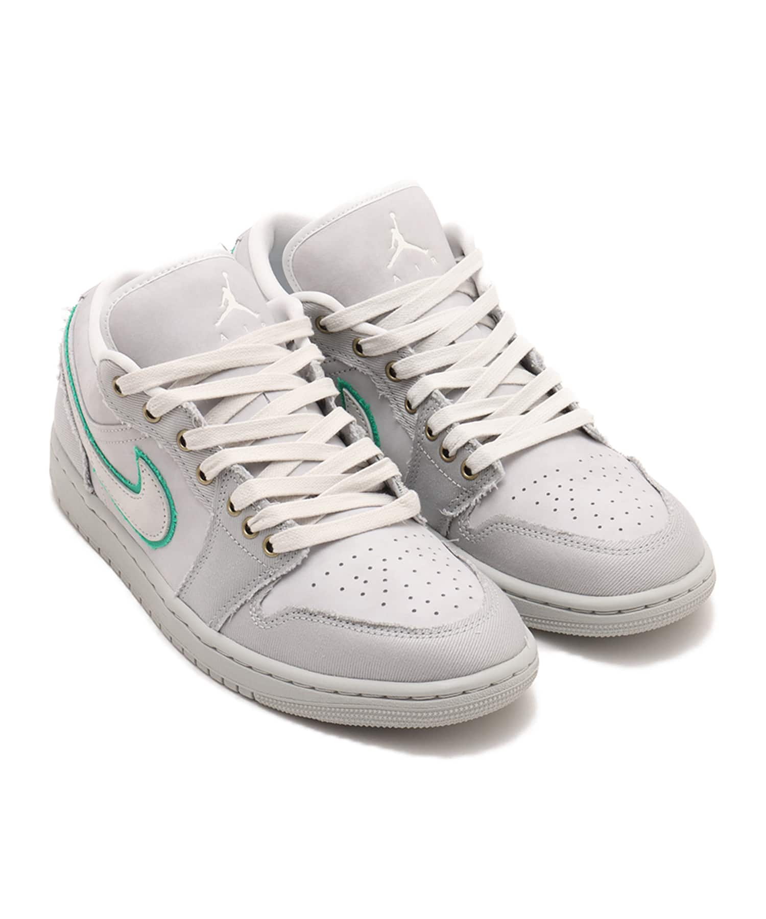 JORDAN BRAND WMNS AIR JORDAN 1 LOW SE LT SMOKE GREY/SUMMIT WHITE-PURE PLATINUMのメイン画像