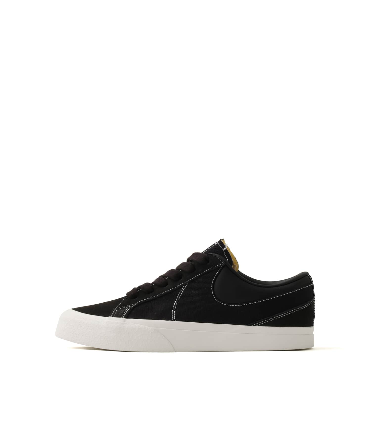 NIKE BLAZY BLACK/BLACK-SAIL-WHITEのメイン画像