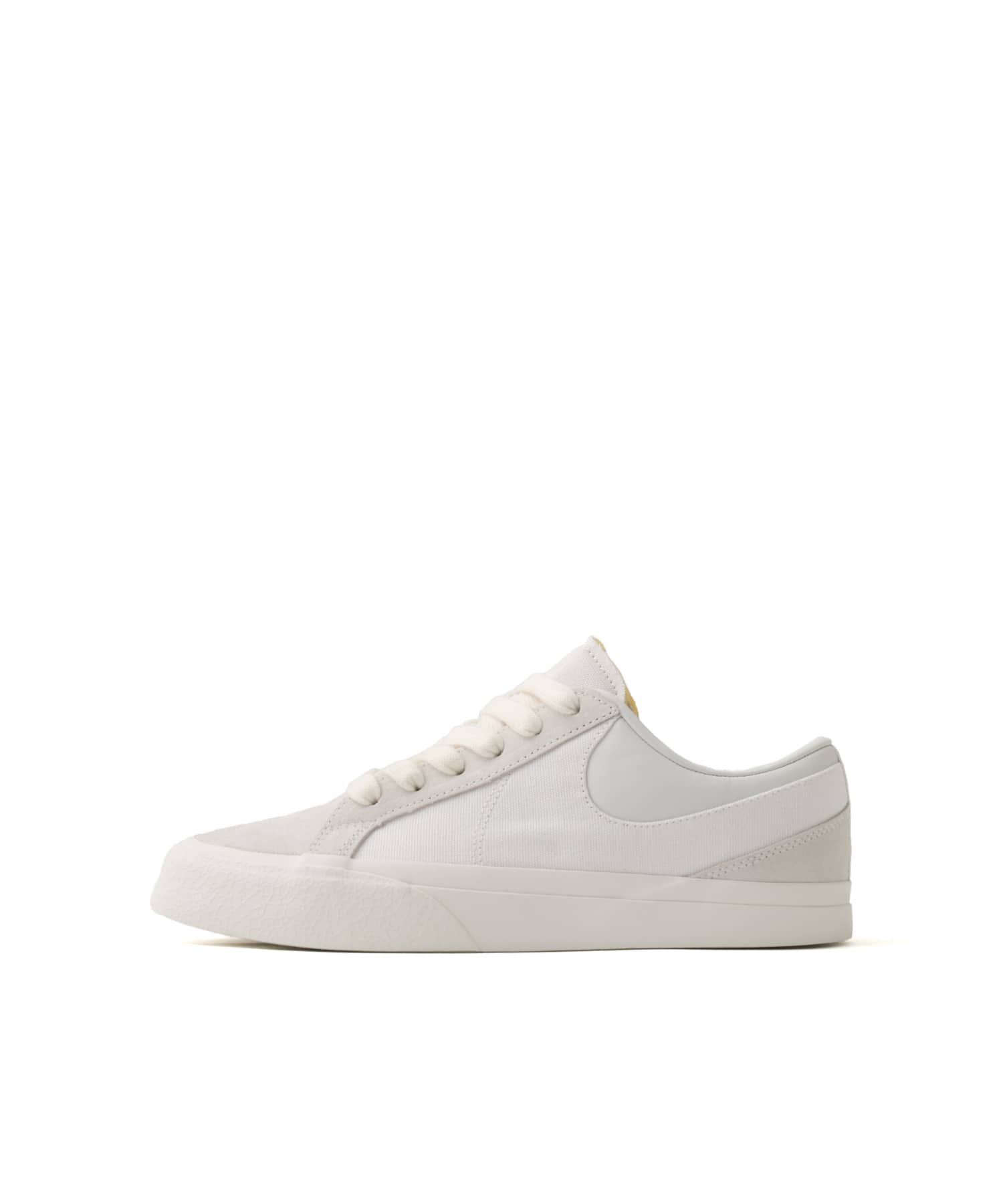 NIKE BLAZY WHITE/SUMMIT WHITE-SAILのメイン画像
