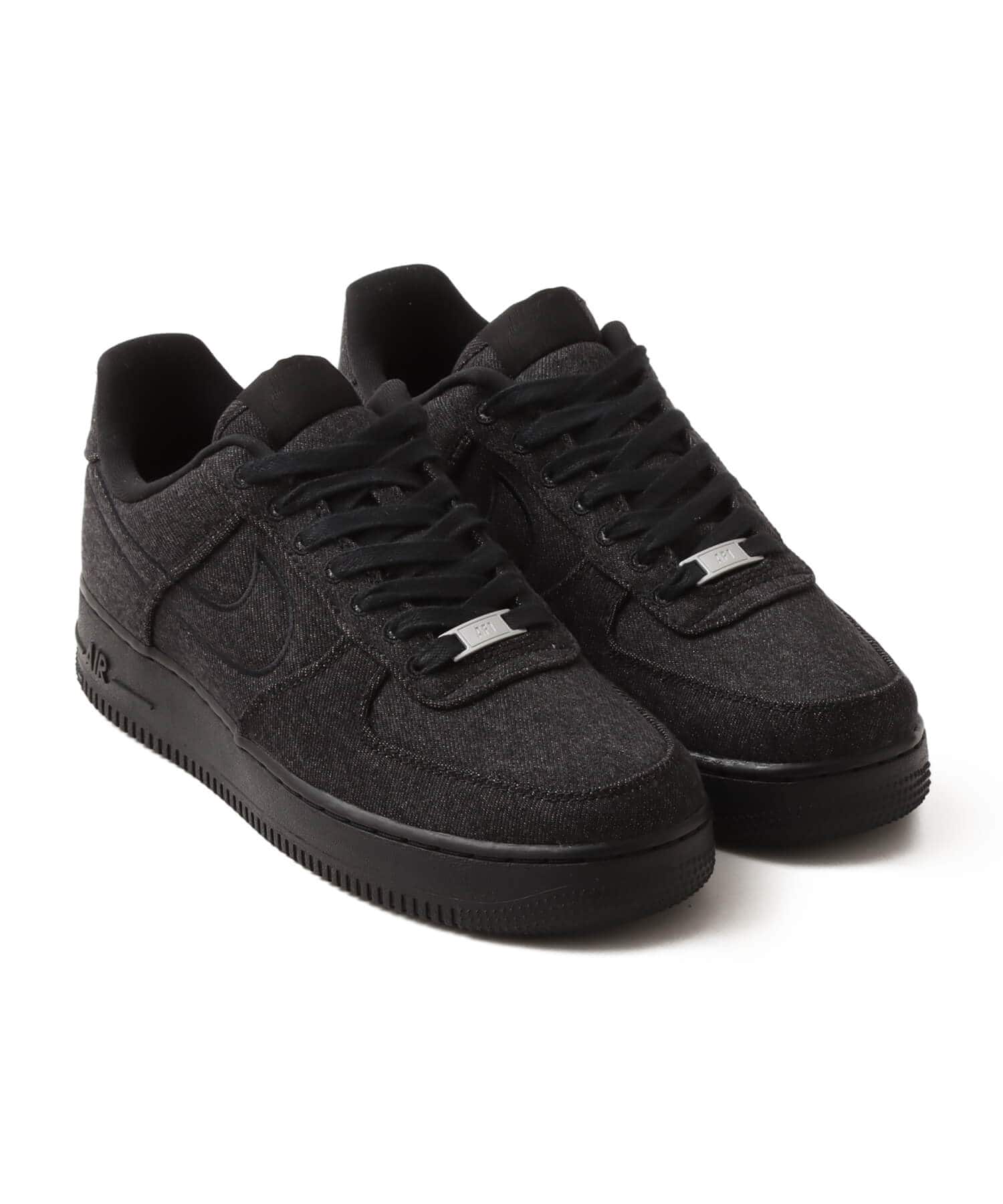 NIKE WMNS AIR FORCE 1 '07 LV8 BLACK/BLACK-WHITE-METALLIC SILVERのメイン画像