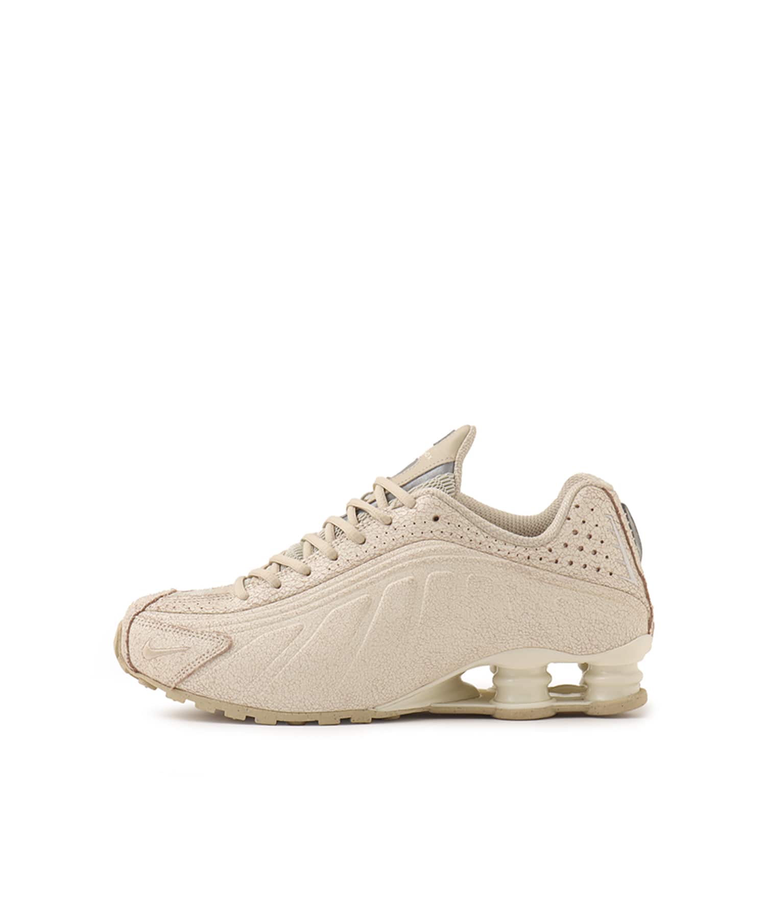NIKE NIKE SHOX R4 QS NATURAL/NET-METALLIC SILVERのメイン画像