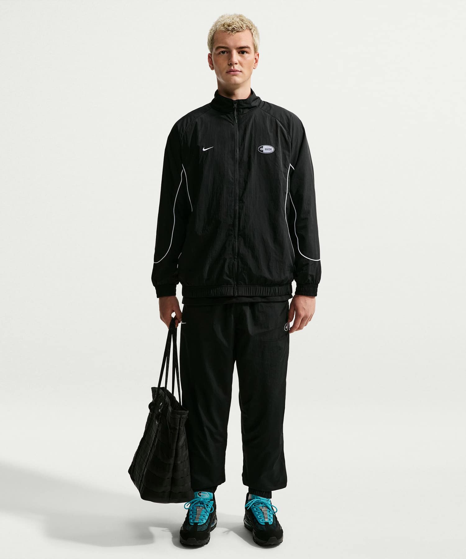 NIKE M NSW AIR MAX 95 WVN JKT BLACKのメイン画像