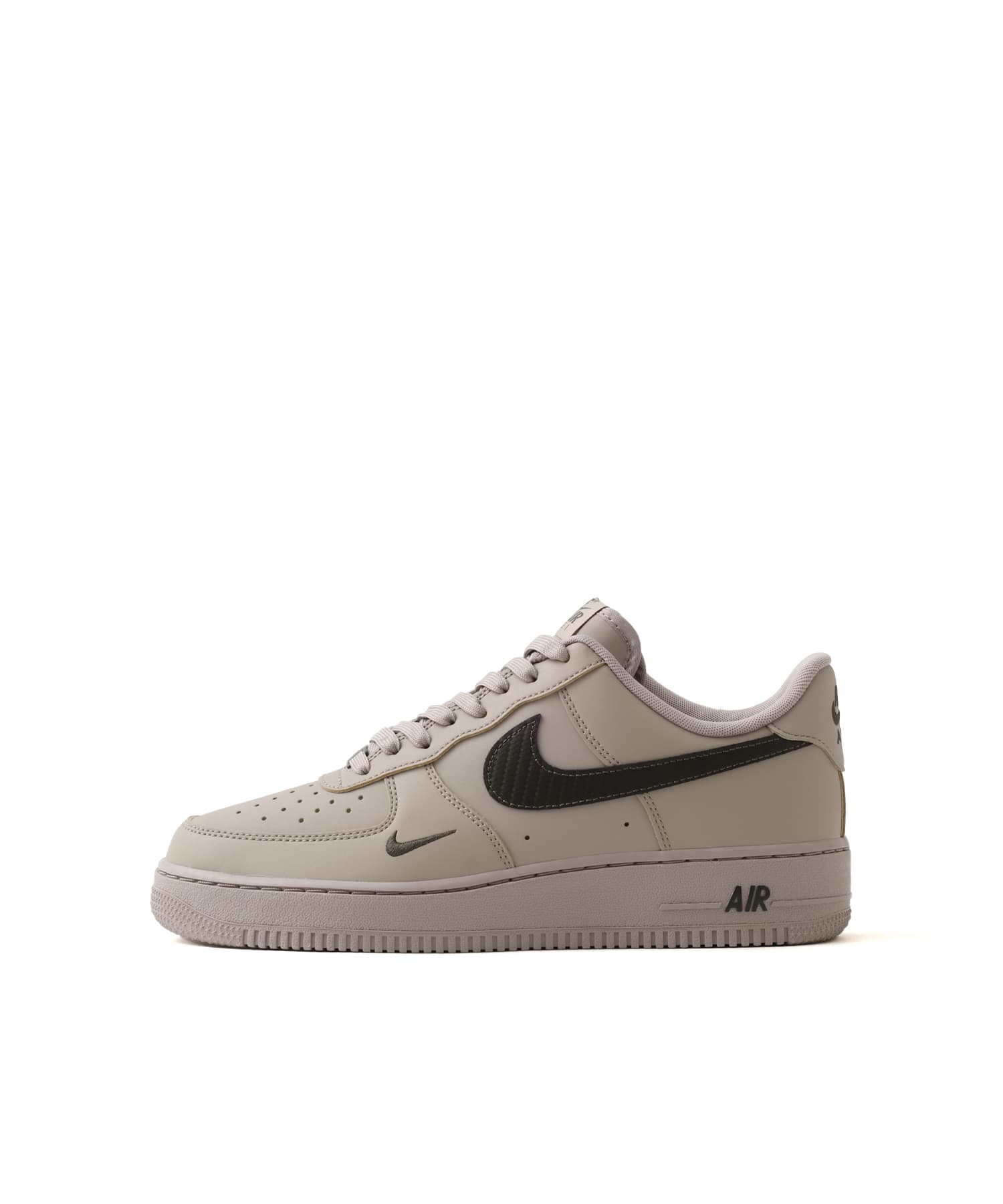 NIKE AIR FORCE 1 '07 COLLEGE GREY/NEWSPRINTのメイン画像