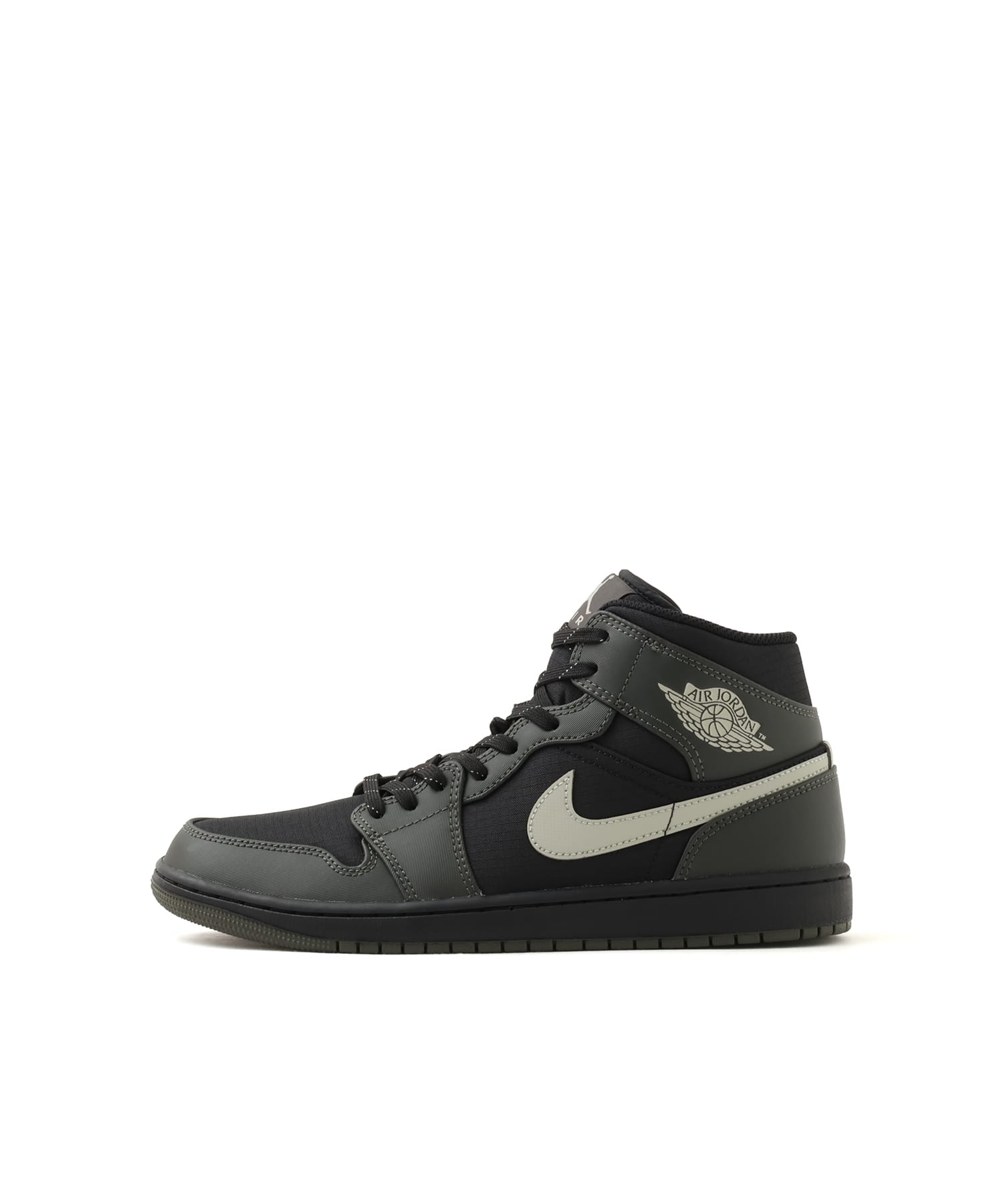 JORDAN BRAND AIR JORDAN 1 MID UTILITY BLACK/NEWSPRINT-SPRUCE FOG-REFLECT SILVERのメイン画像