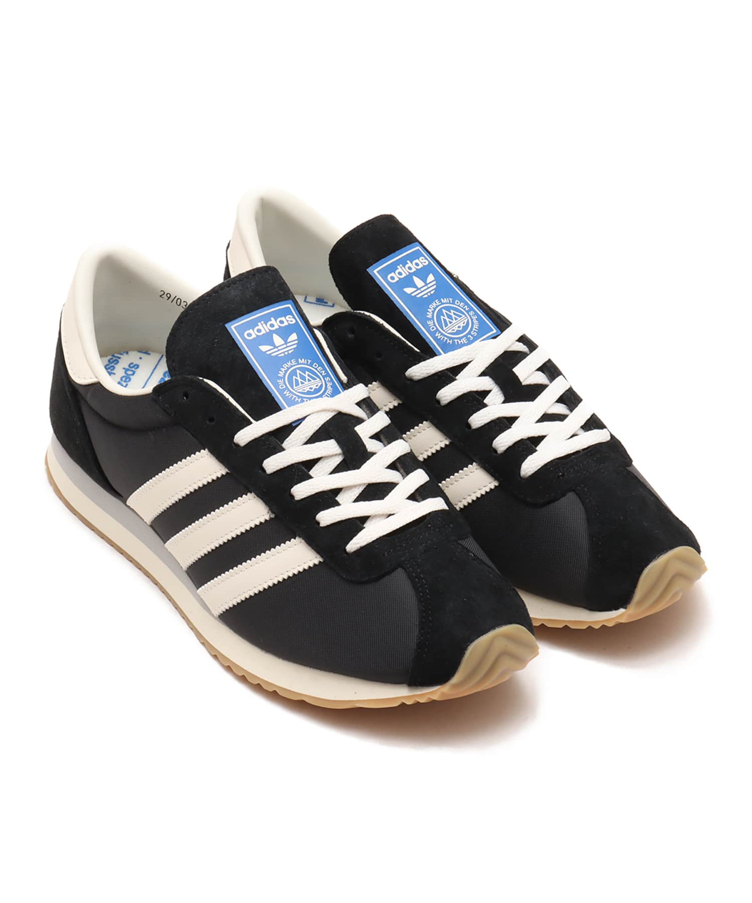 adidas PAMPANGA SPZL CORE BLACK/CHARK WHITE/OFF WHITEのメイン画像