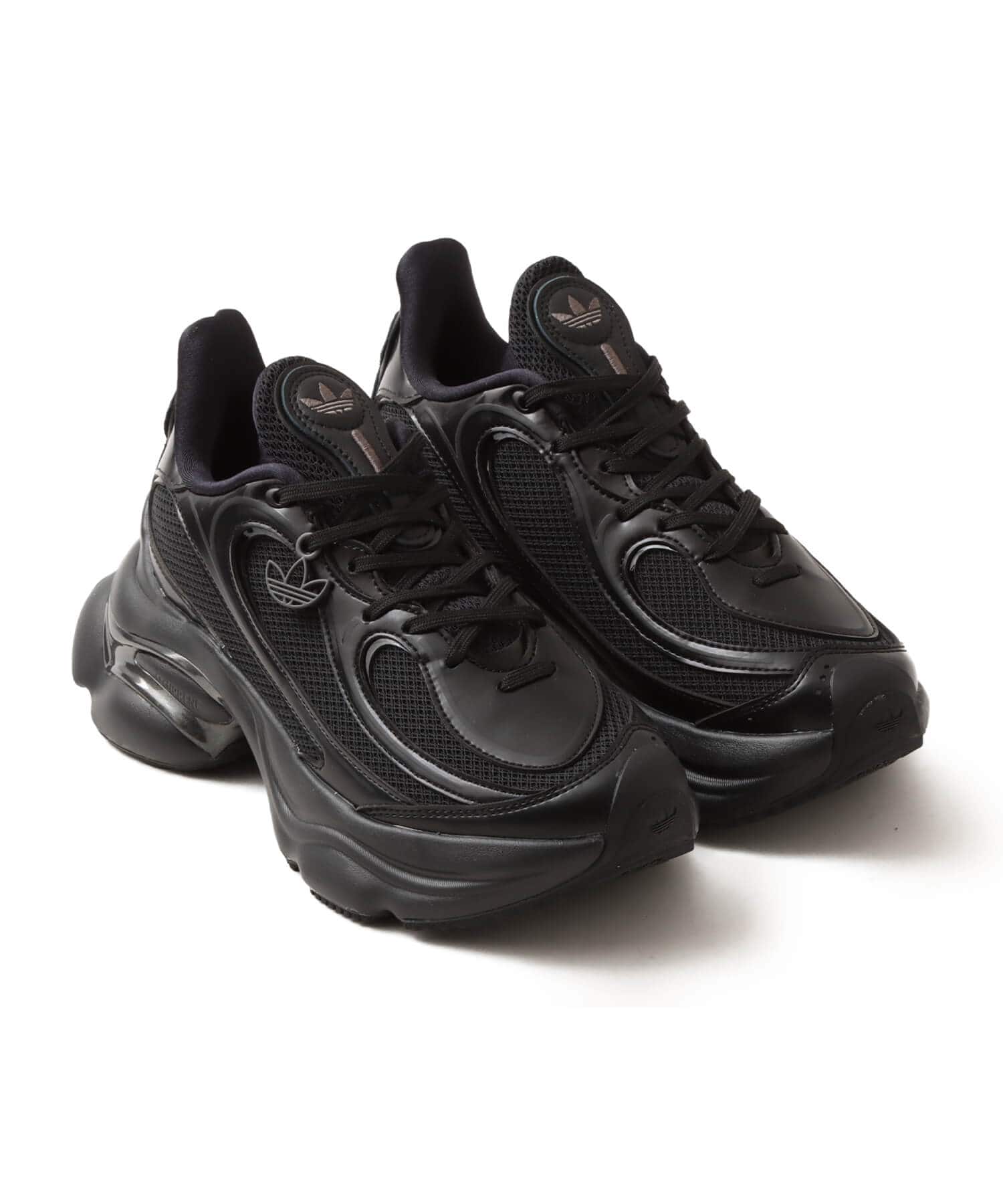 adidas OZVENUZ W CBLACK/CHACOA/CWHITEのメイン画像