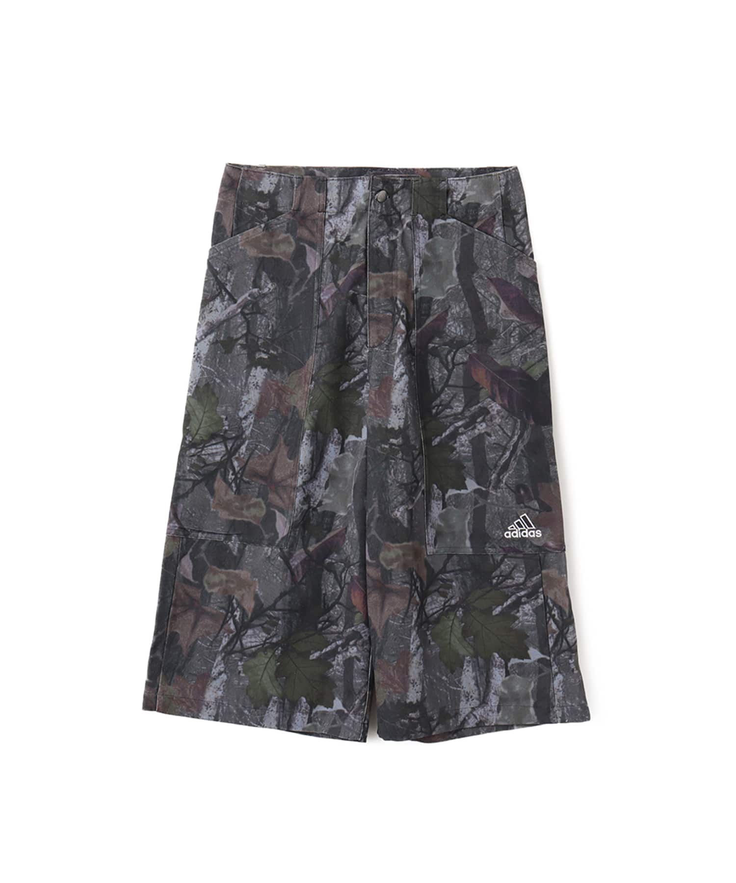 adidas CAMO CHINO SHORT ブラックのメイン画像