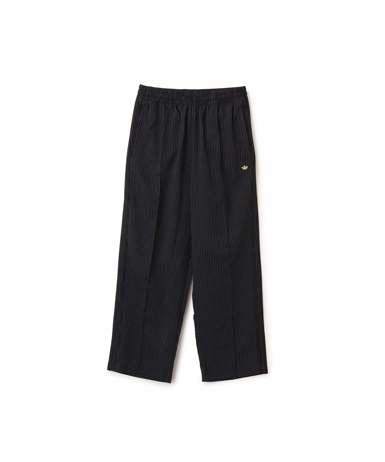 adidas FIREBIRD LOOSE PINSTRIPES TRACK PANTS ブラックのメイン画像