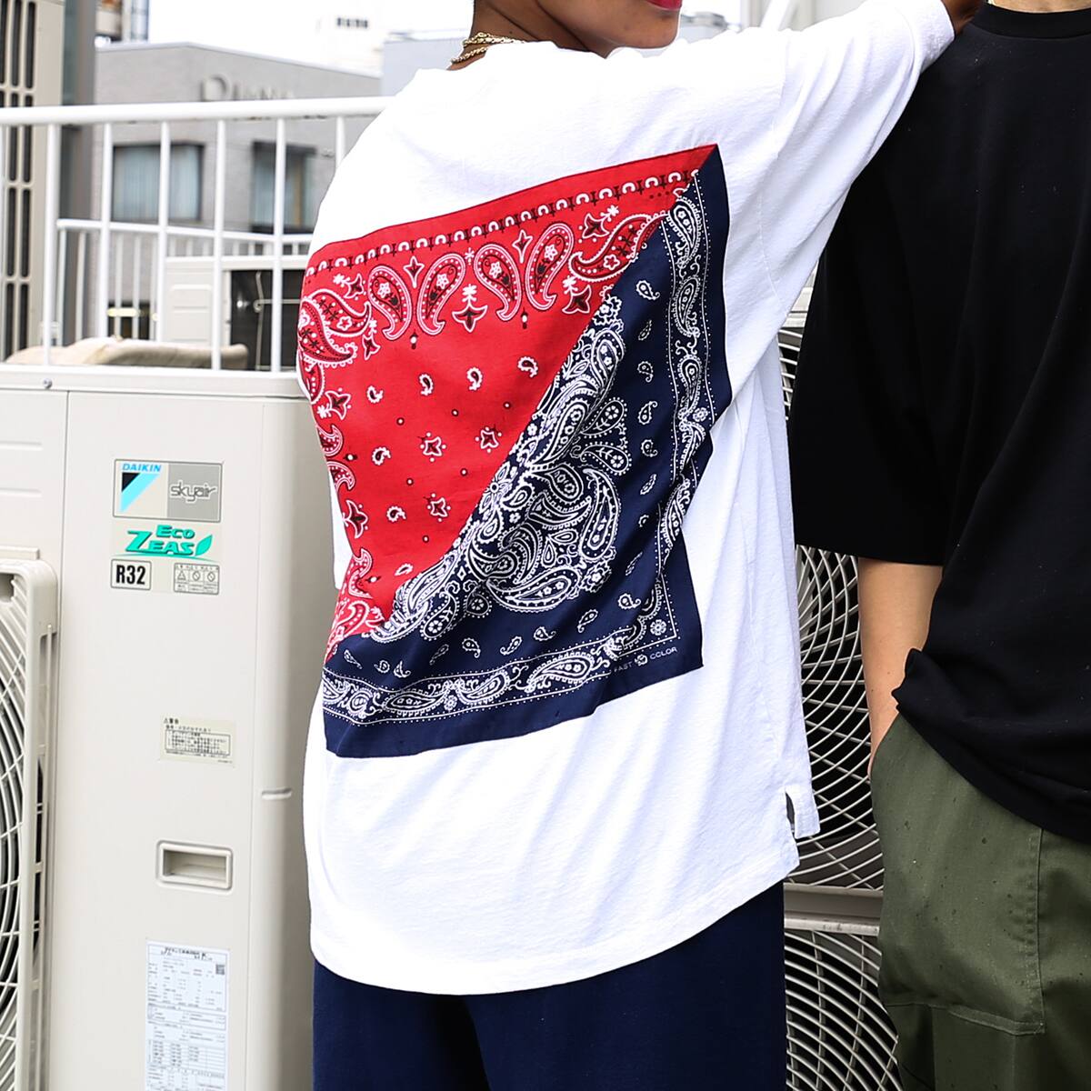 atmos x ELEPHANT BRAND BANDANA TEE WHITE / RED / BLUE 21SP-I_photo_large